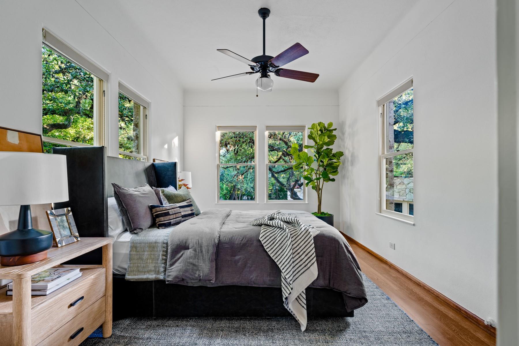 806 Rosedale Ter, Austin, TX 78704