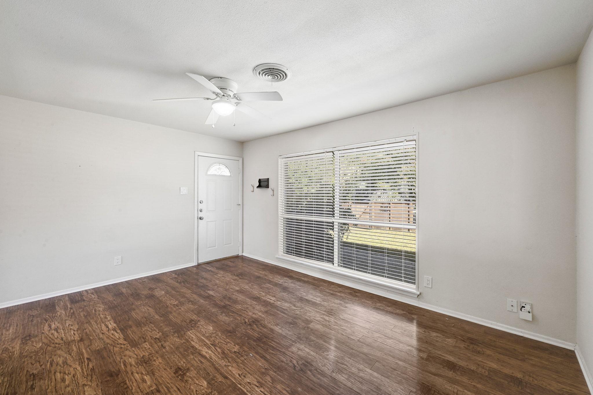 4701 SYLVANDALE Dr # 1, Austin, TX 78745