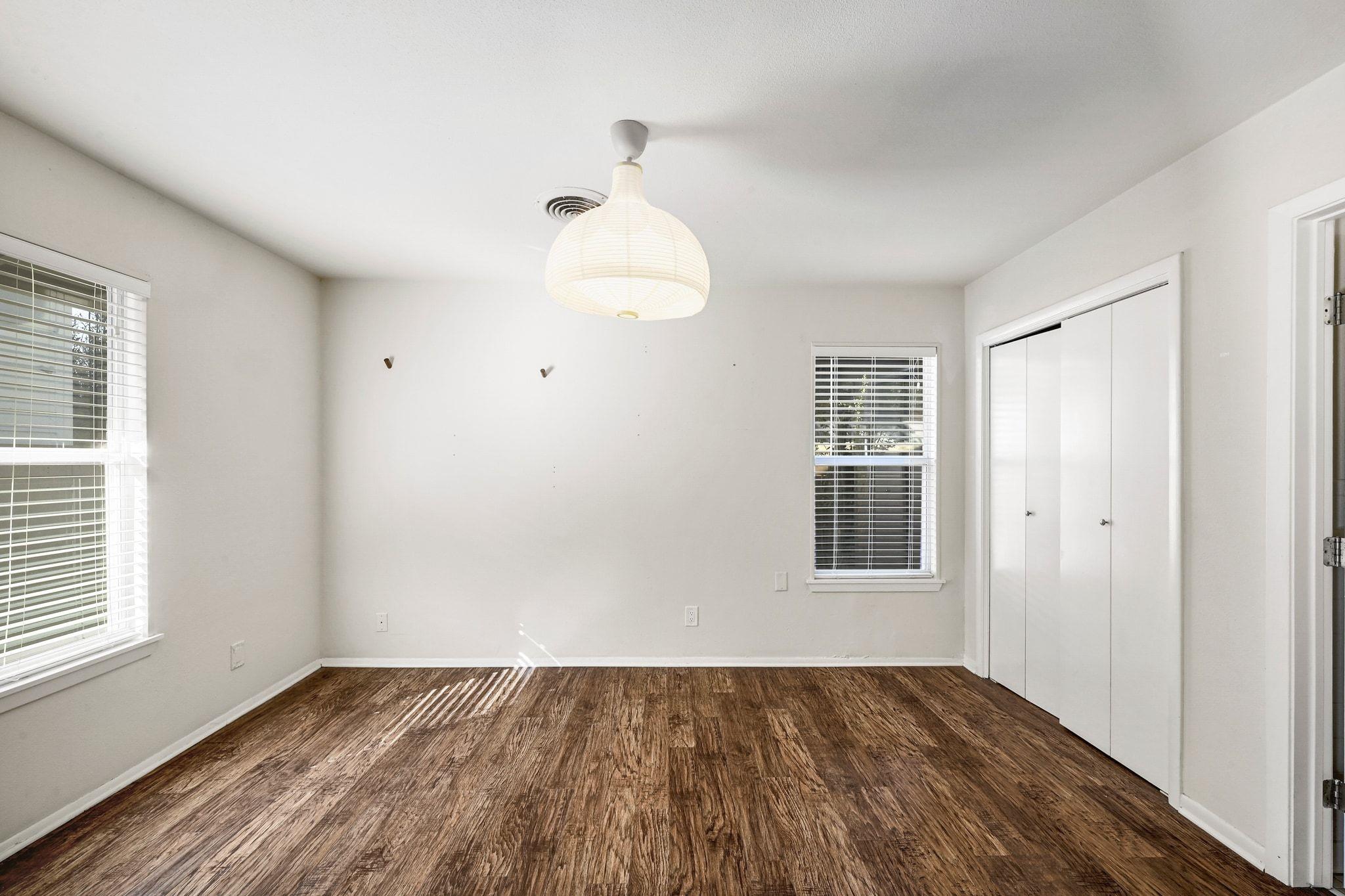 4701 SYLVANDALE Dr # 1, Austin, TX 78745