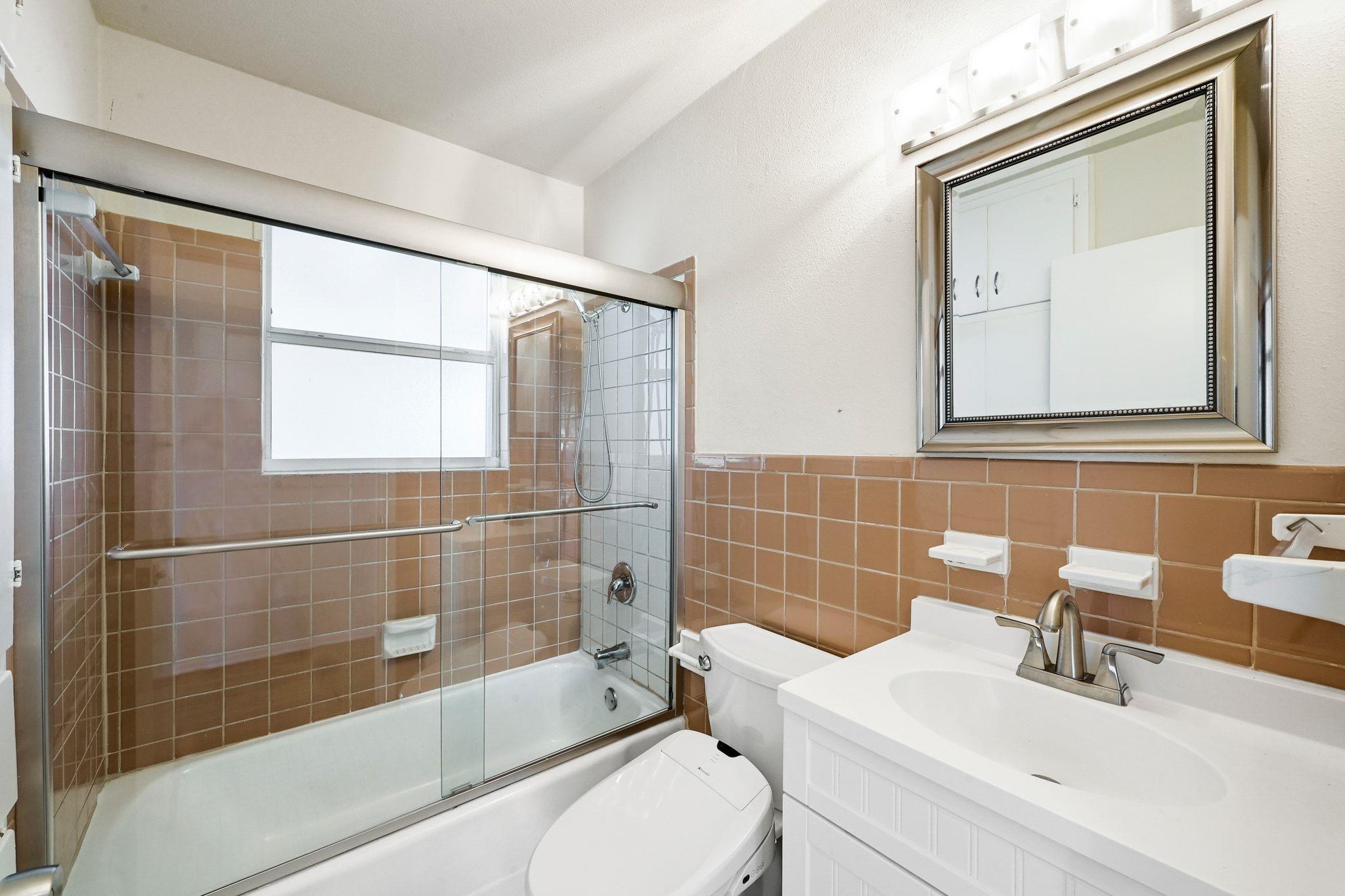 4701 SYLVANDALE Dr # 1, Austin, TX 78745