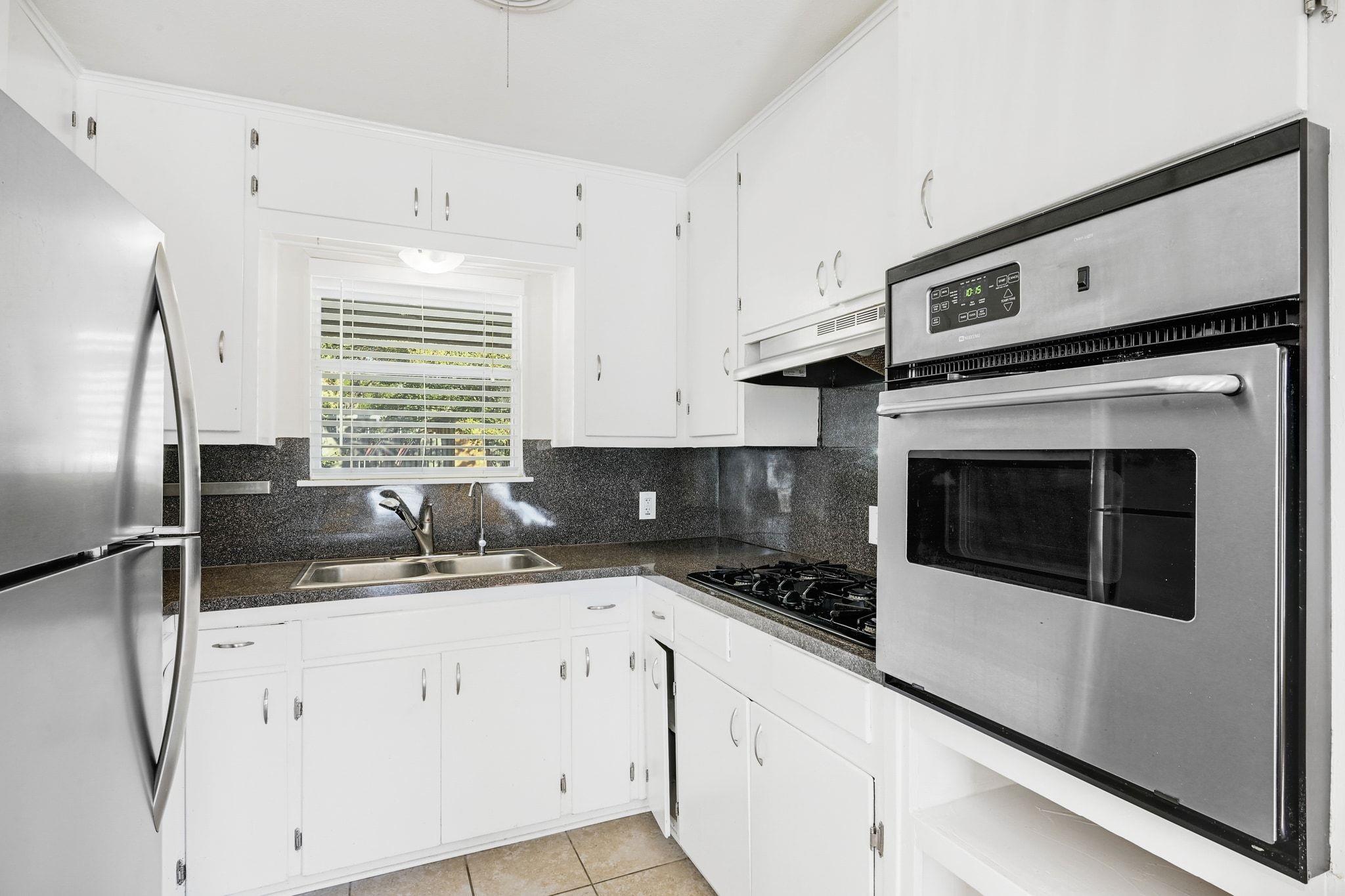 4701 SYLVANDALE Dr # 1, Austin, TX 78745