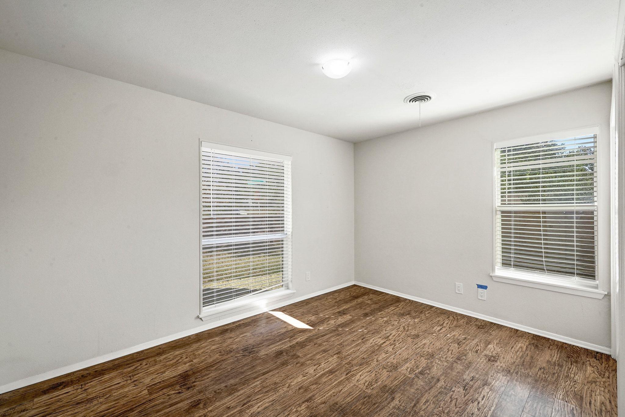 4701 SYLVANDALE Dr # 1, Austin, TX 78745