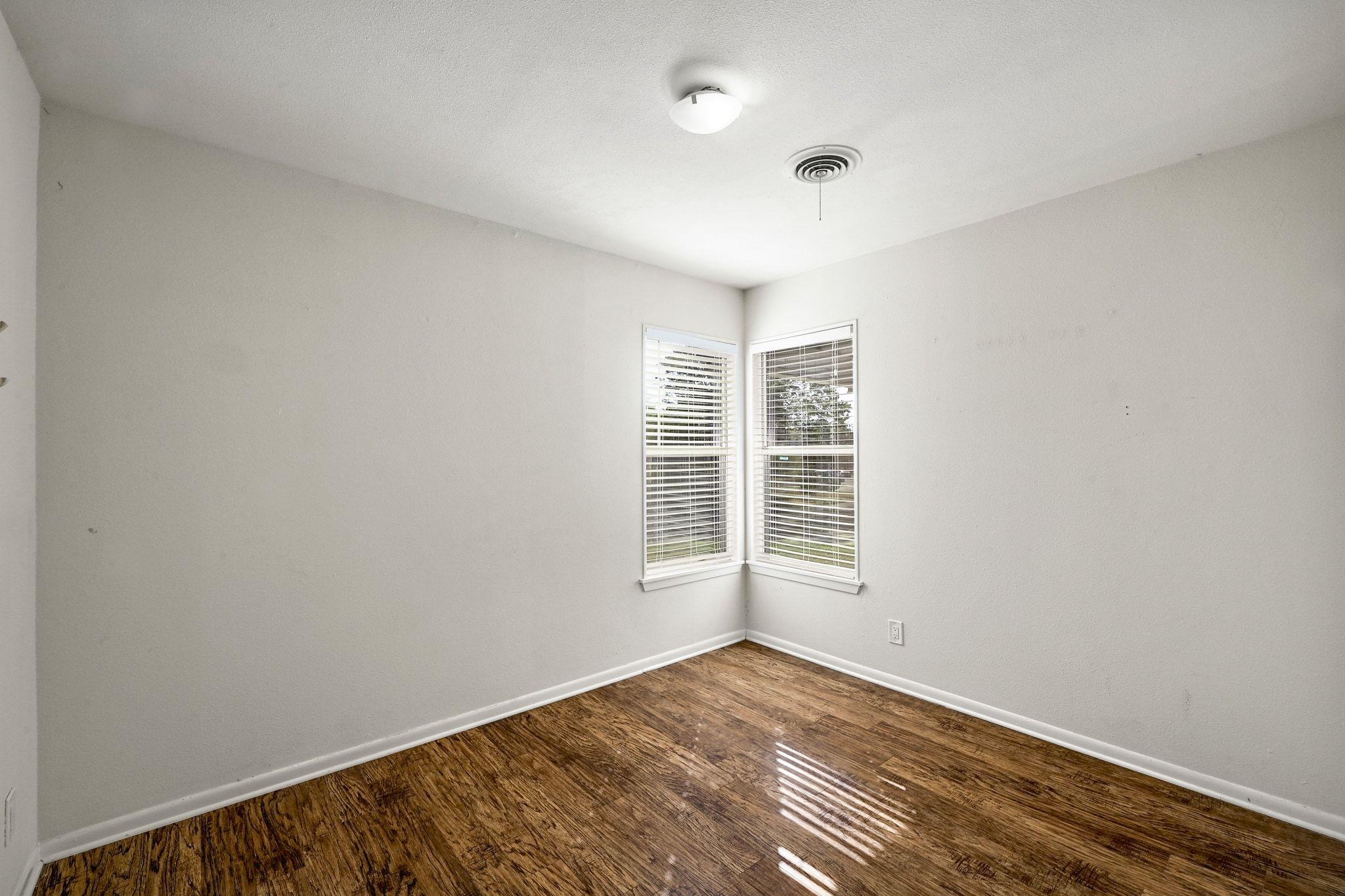 4701 SYLVANDALE Dr # 1, Austin, TX 78745