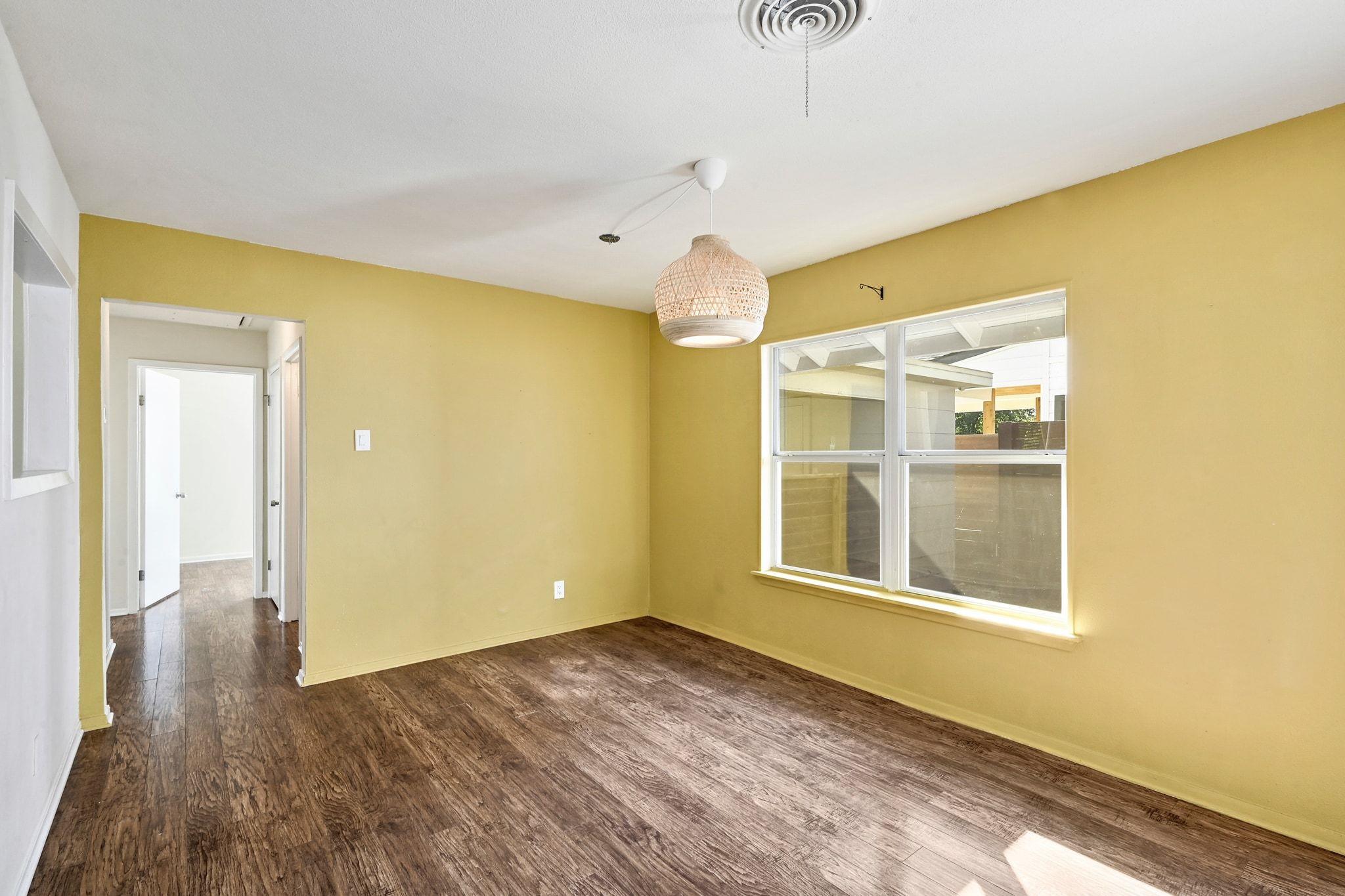 4701 SYLVANDALE Dr # 1, Austin, TX 78745