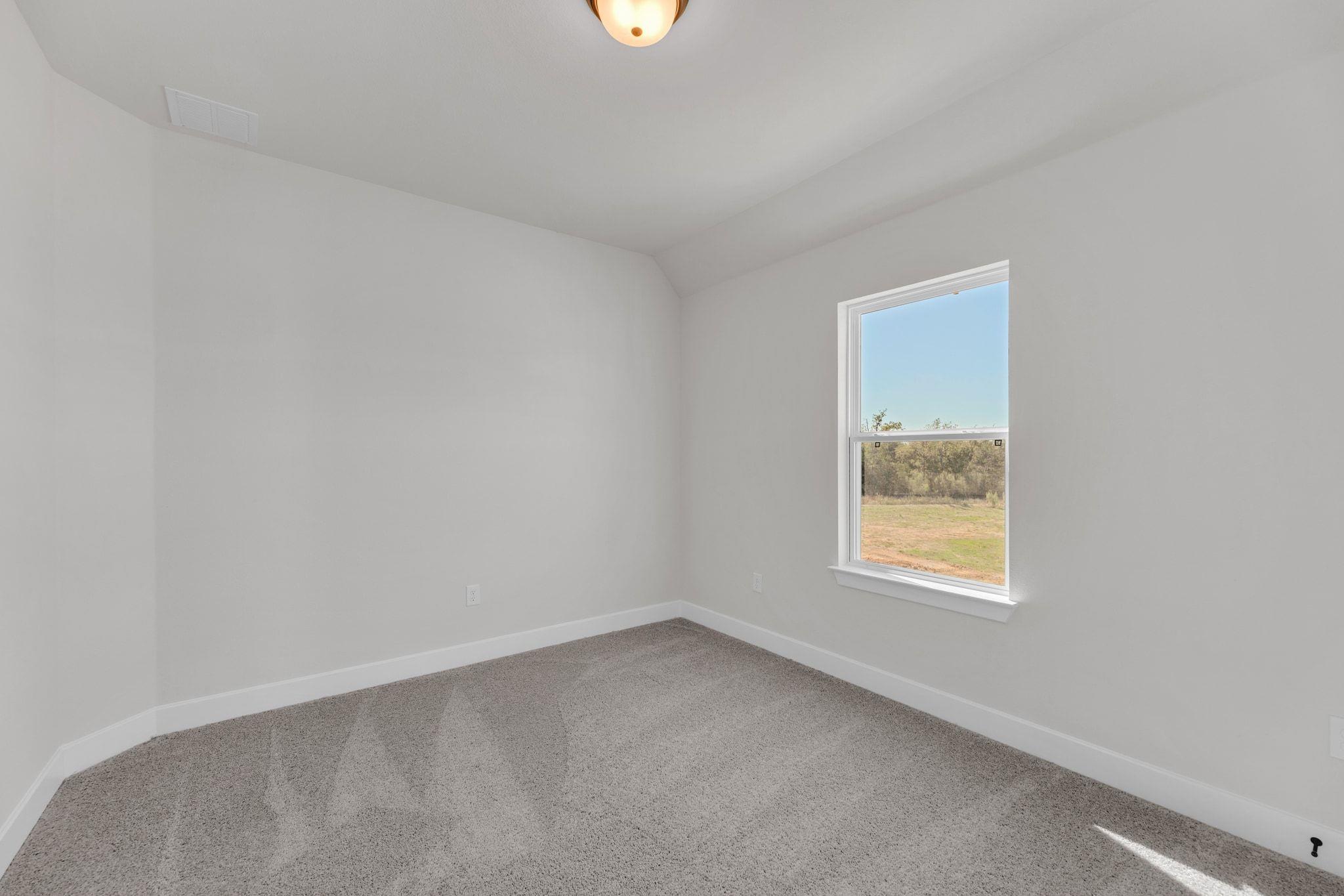 133 Pinyon Pine Dr, Bastrop, TX 78602