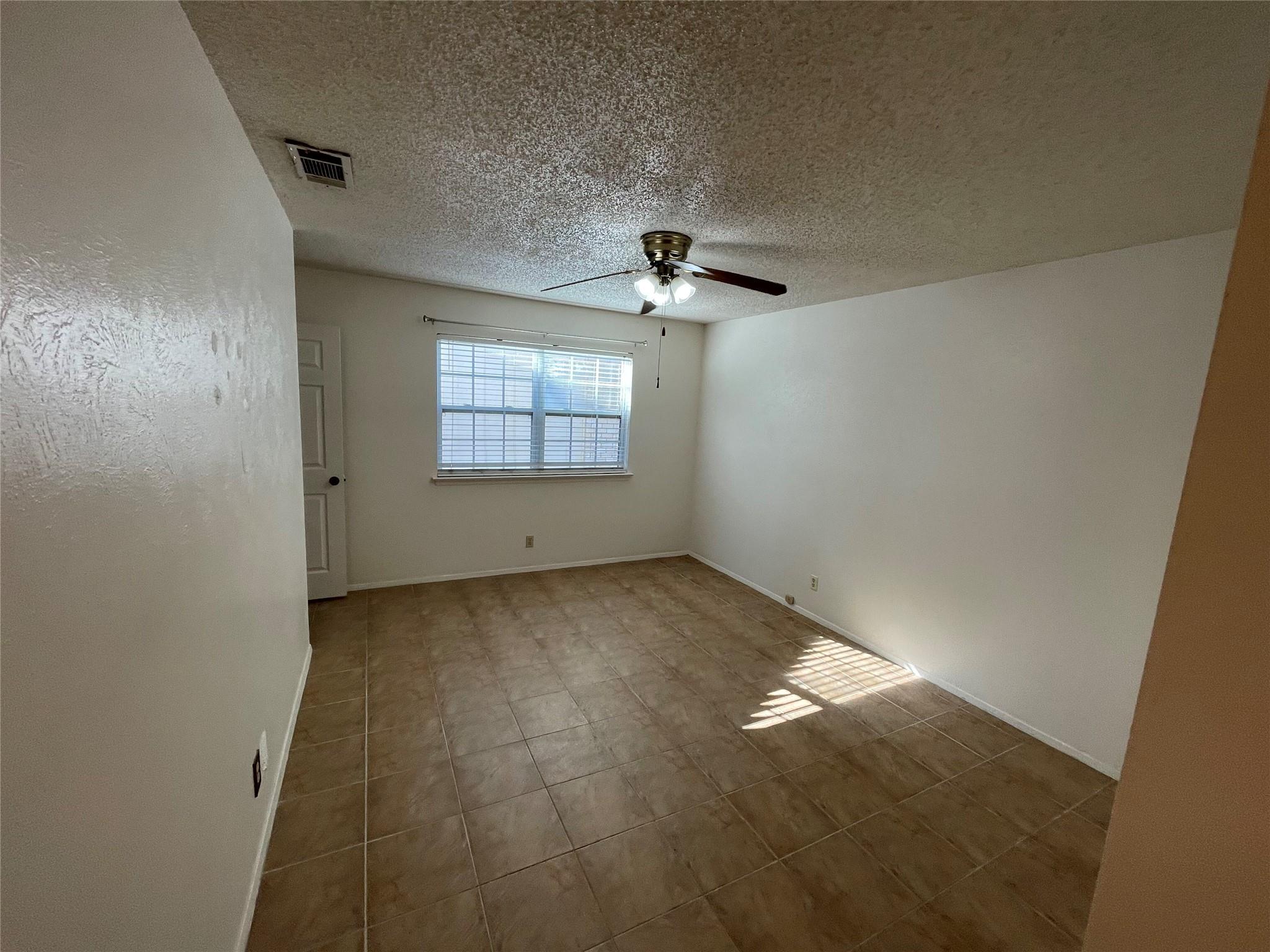 12013 Swallow Dr, Austin, TX 78750