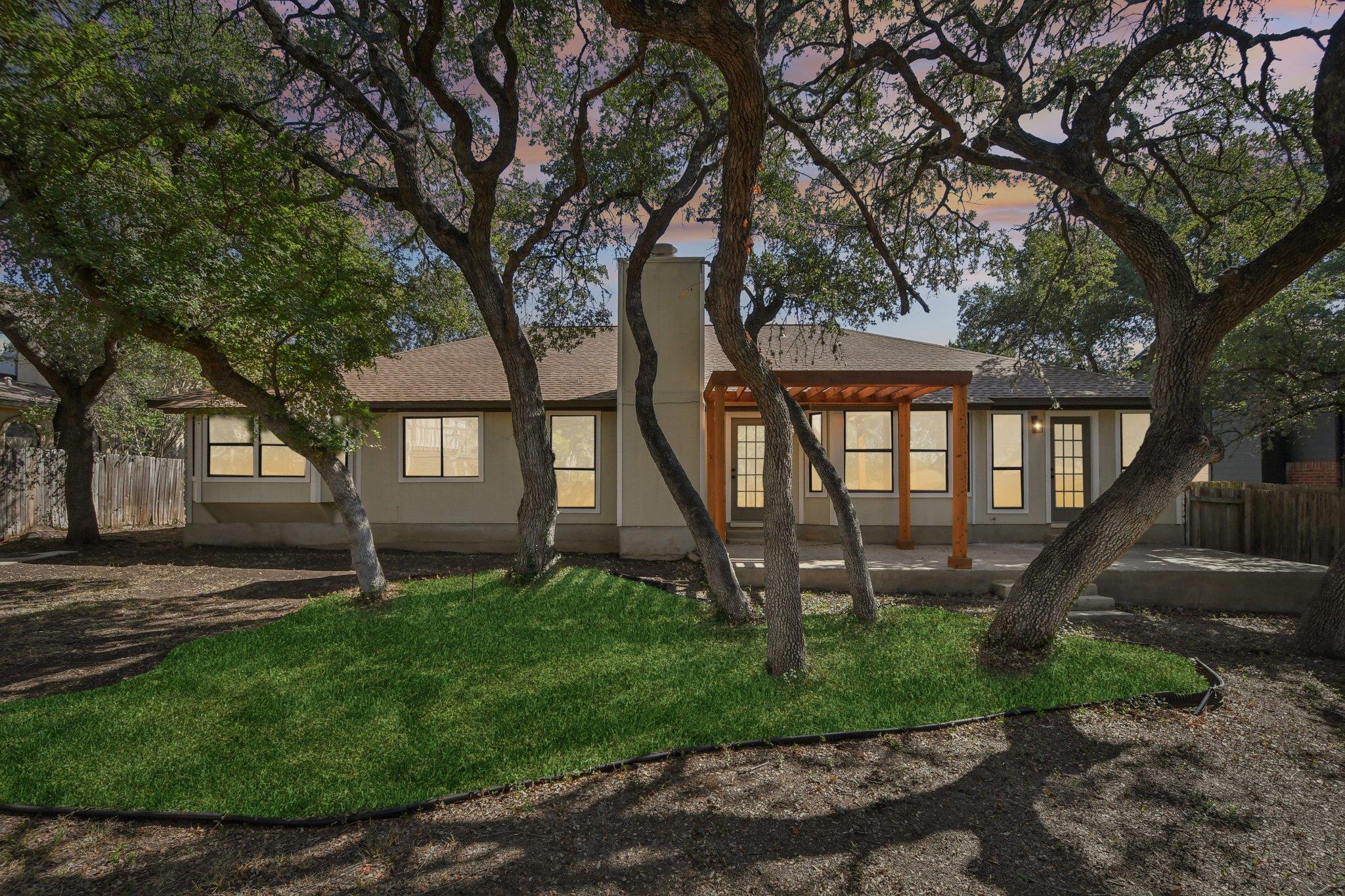 10502 Scotland Well Dr, Austin, TX 78750