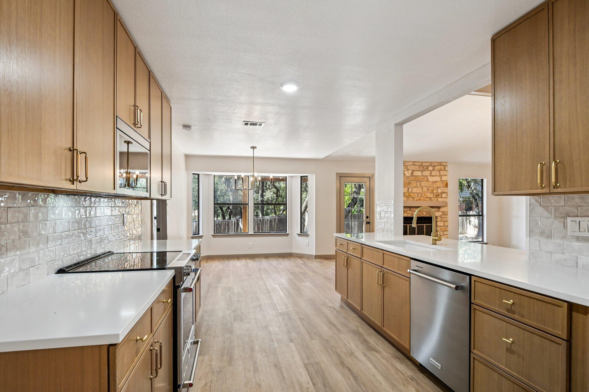 10502 Scotland Well Dr, Austin, TX 78750