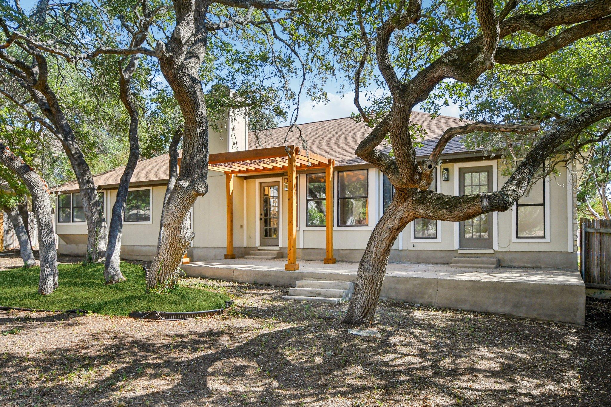 10502 Scotland Well Dr, Austin, TX 78750