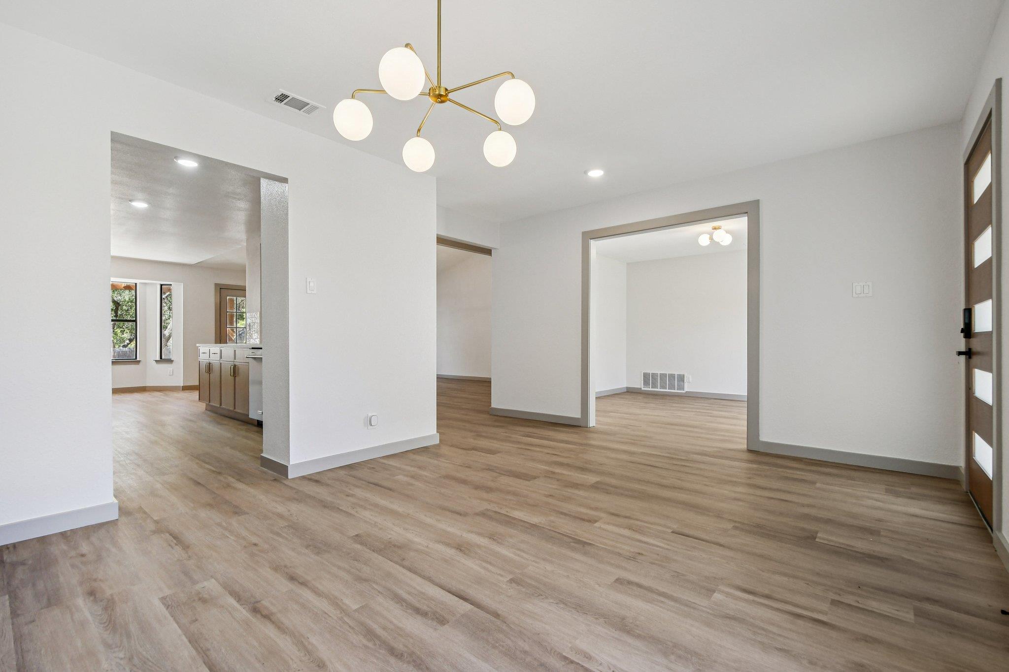 10502 Scotland Well Dr, Austin, TX 78750