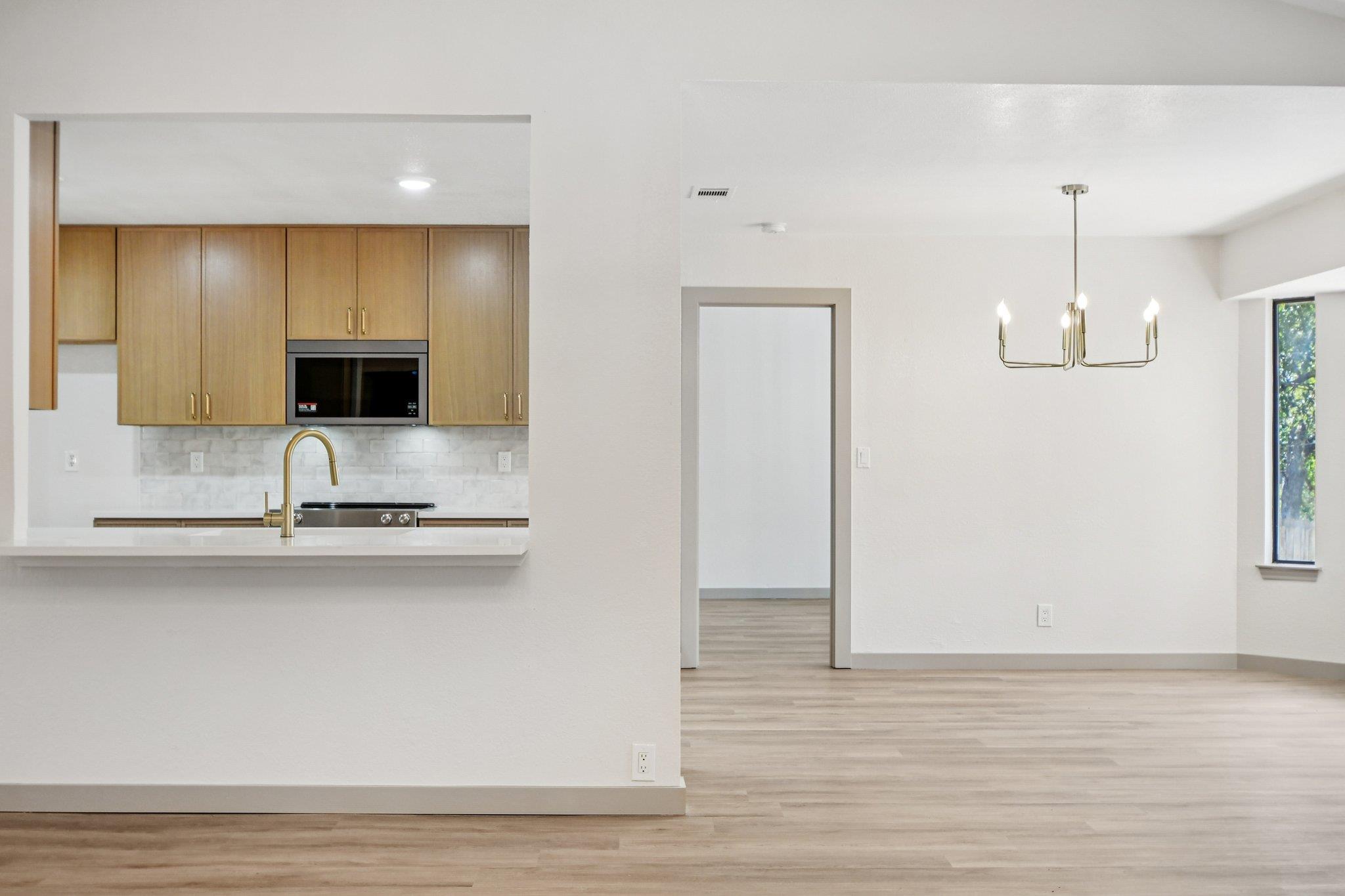 10502 Scotland Well Dr, Austin, TX 78750