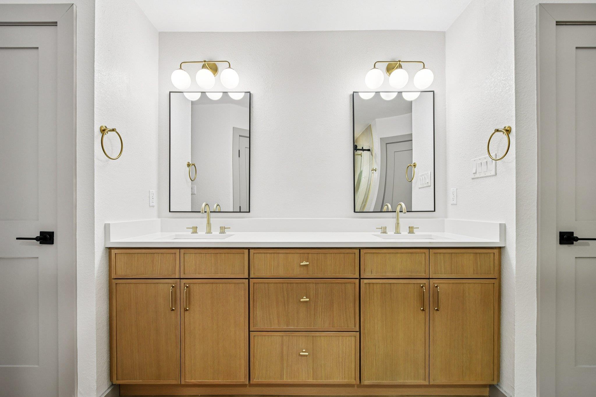 10502 Scotland Well Dr, Austin, TX 78750