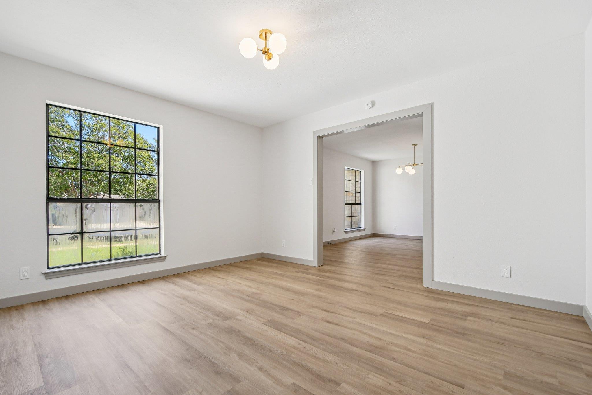 10502 Scotland Well Dr, Austin, TX 78750