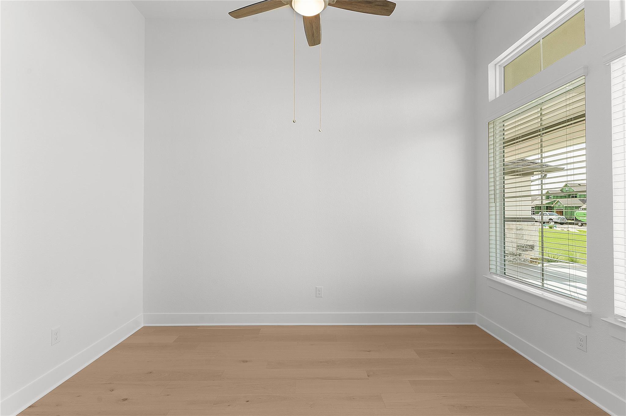 1400 Paxton Ln, Florence, TX 76527