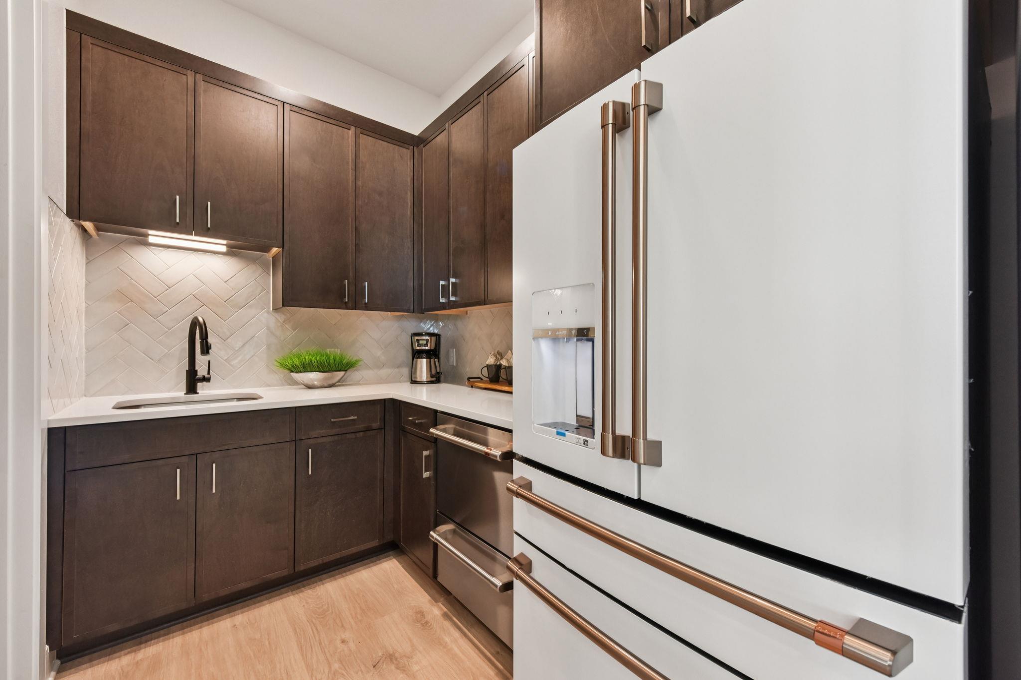 1400 Paxton Ln, Florence, TX 76527