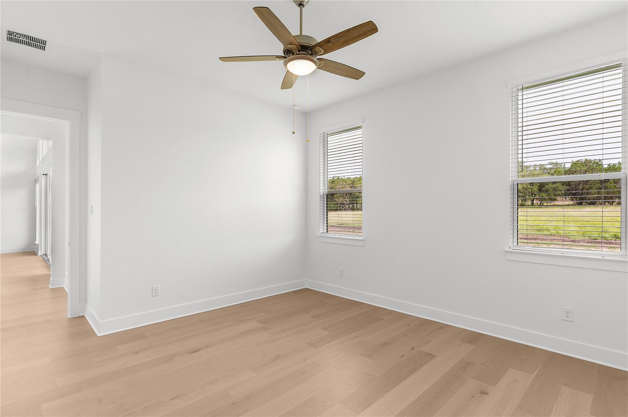 1400 Paxton Ln, Florence, TX 76527