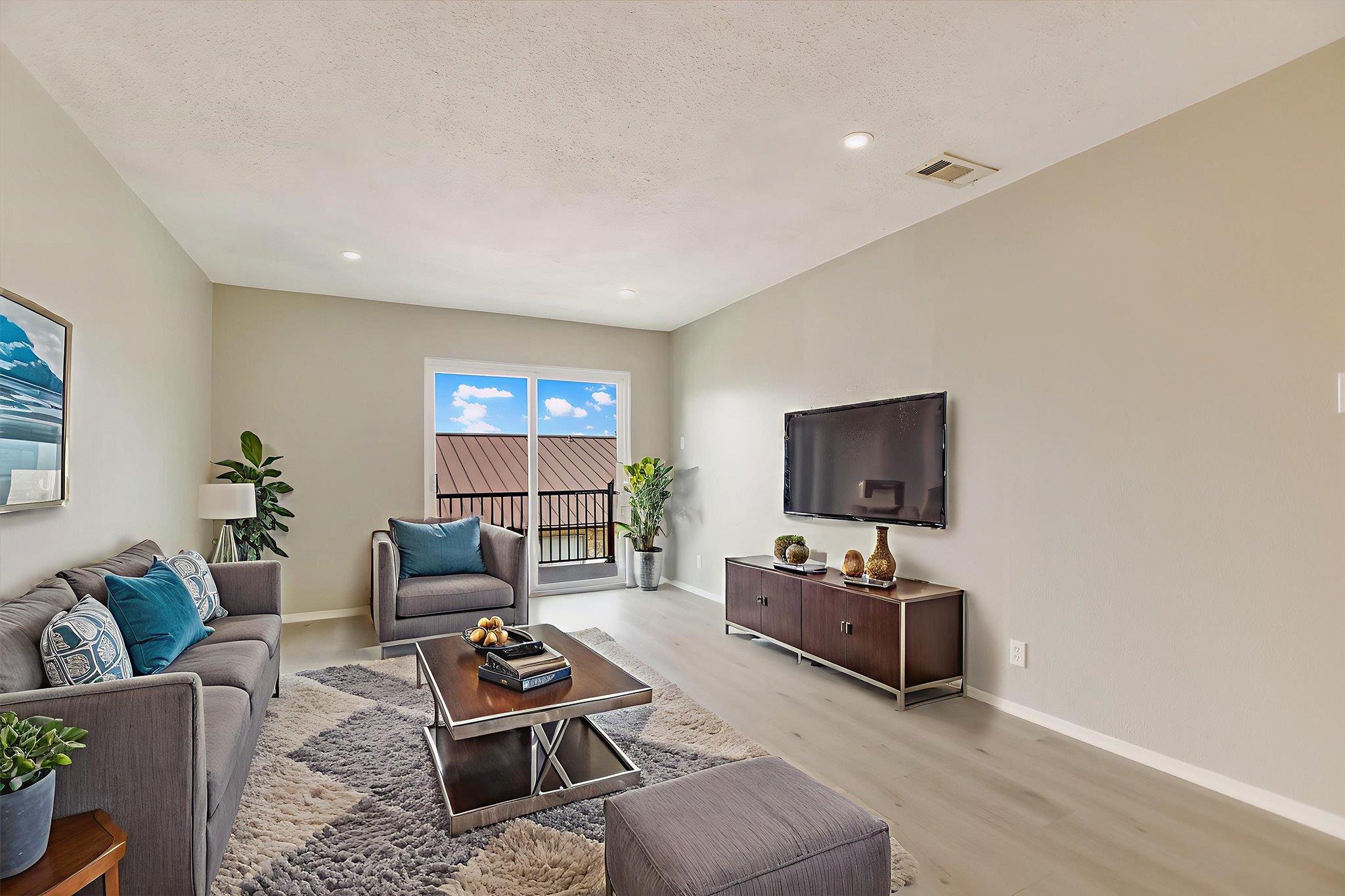 1210 Hi Stirrup # 205, Horseshoe Bay, TX 78657