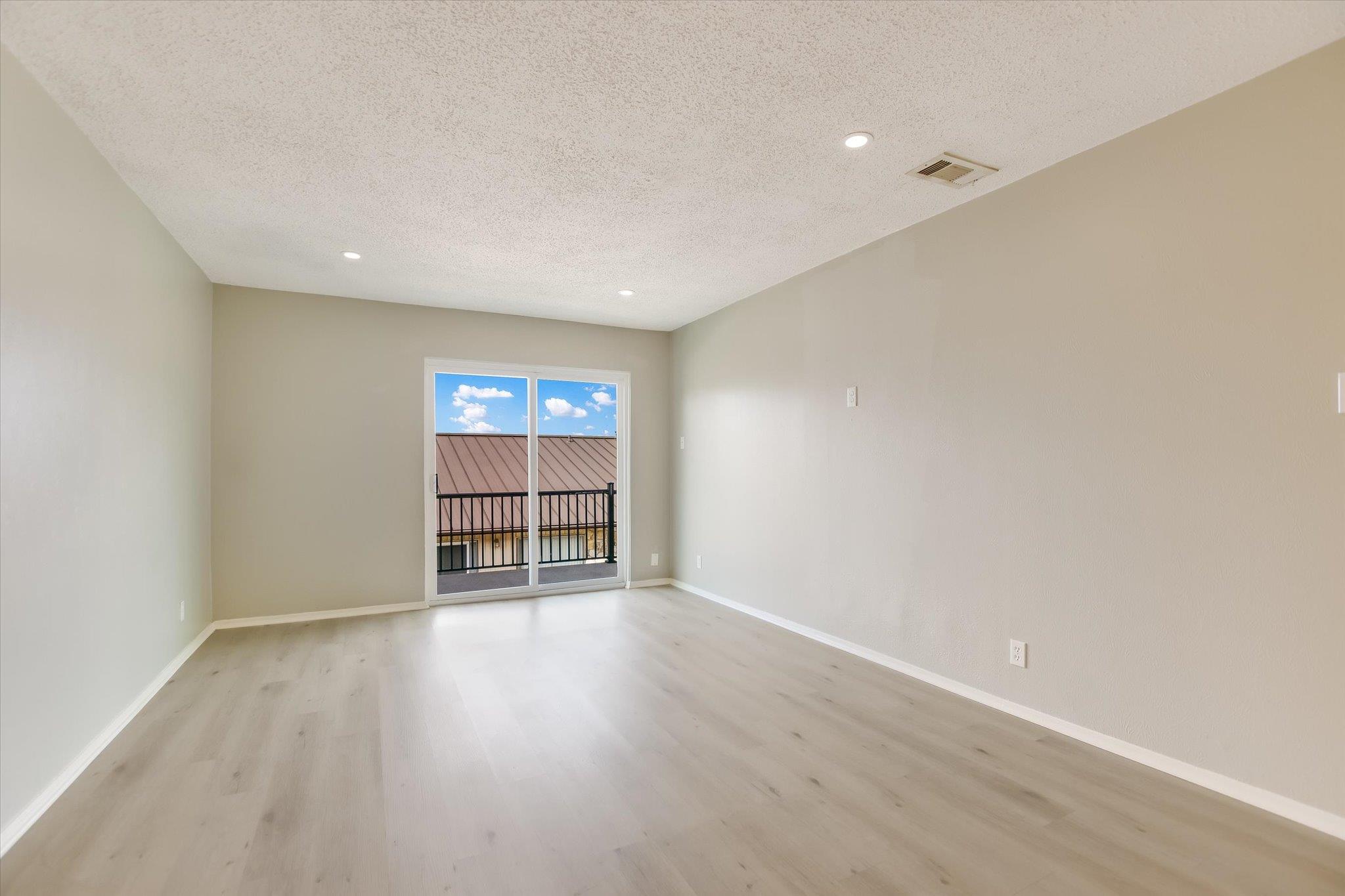 1210 Hi Stirrup # 205, Horseshoe Bay, TX 78657