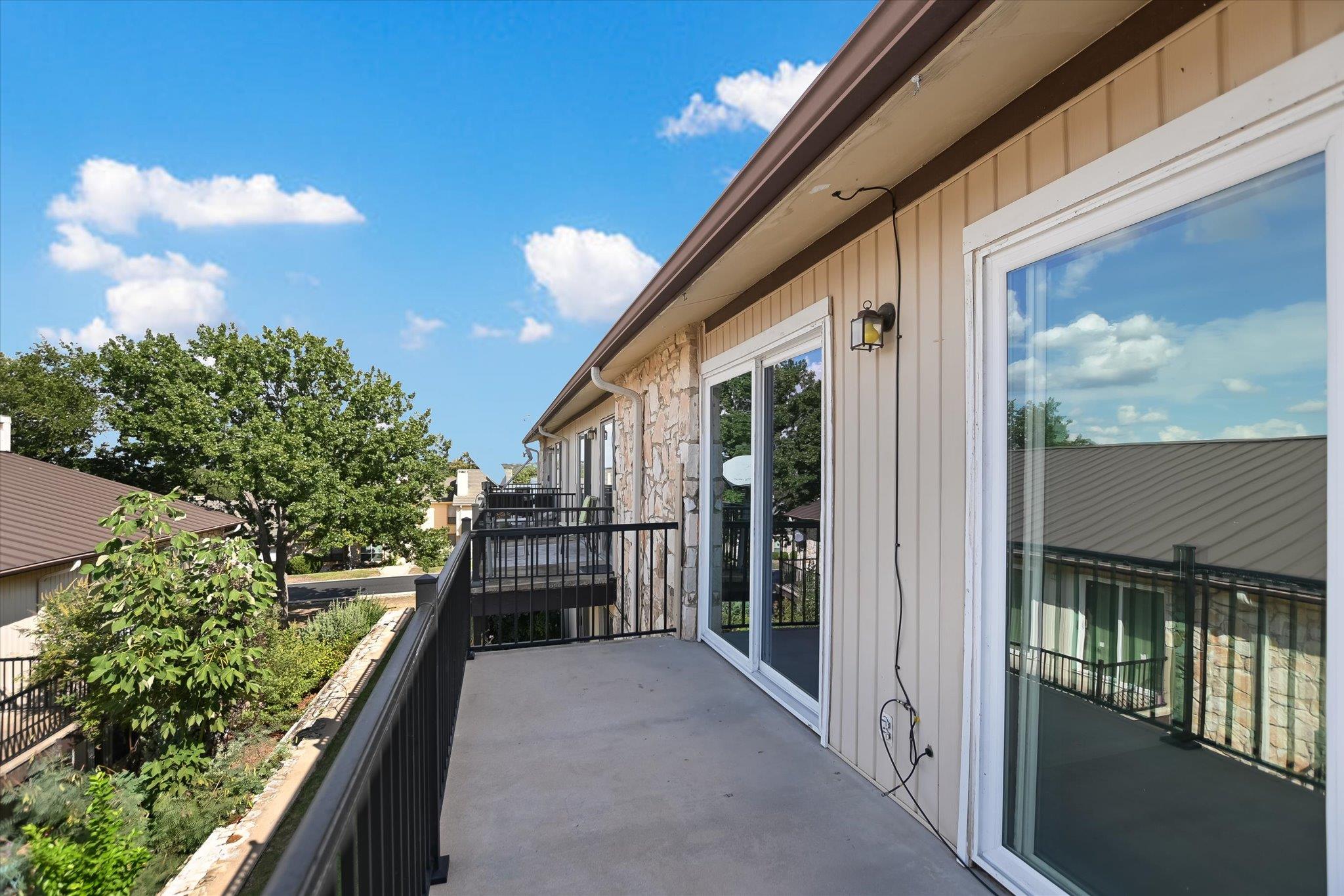 1210 Hi Stirrup # 205, Horseshoe Bay, TX 78657