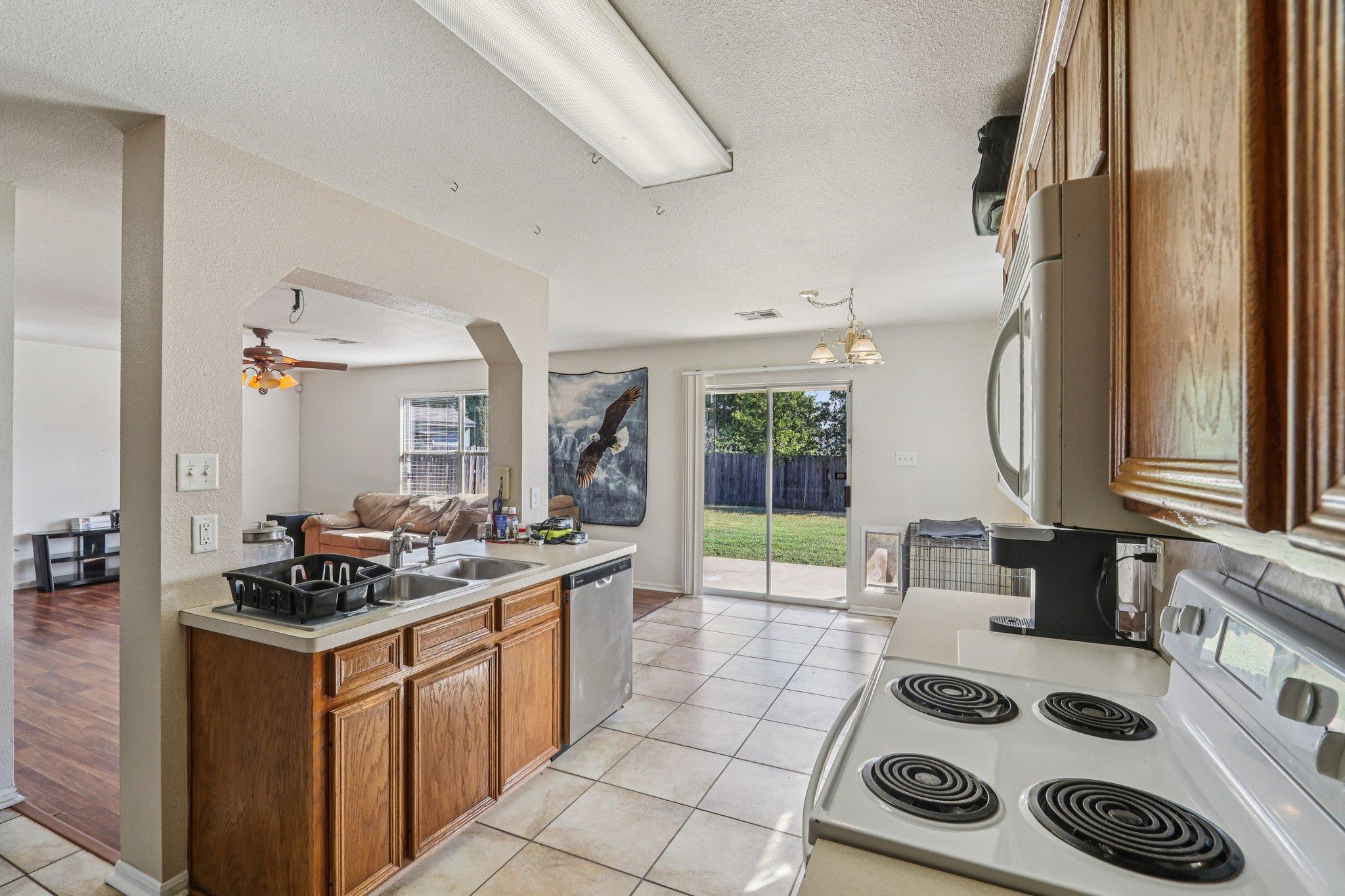 4302 Rainlily St, Killeen, TX 76542