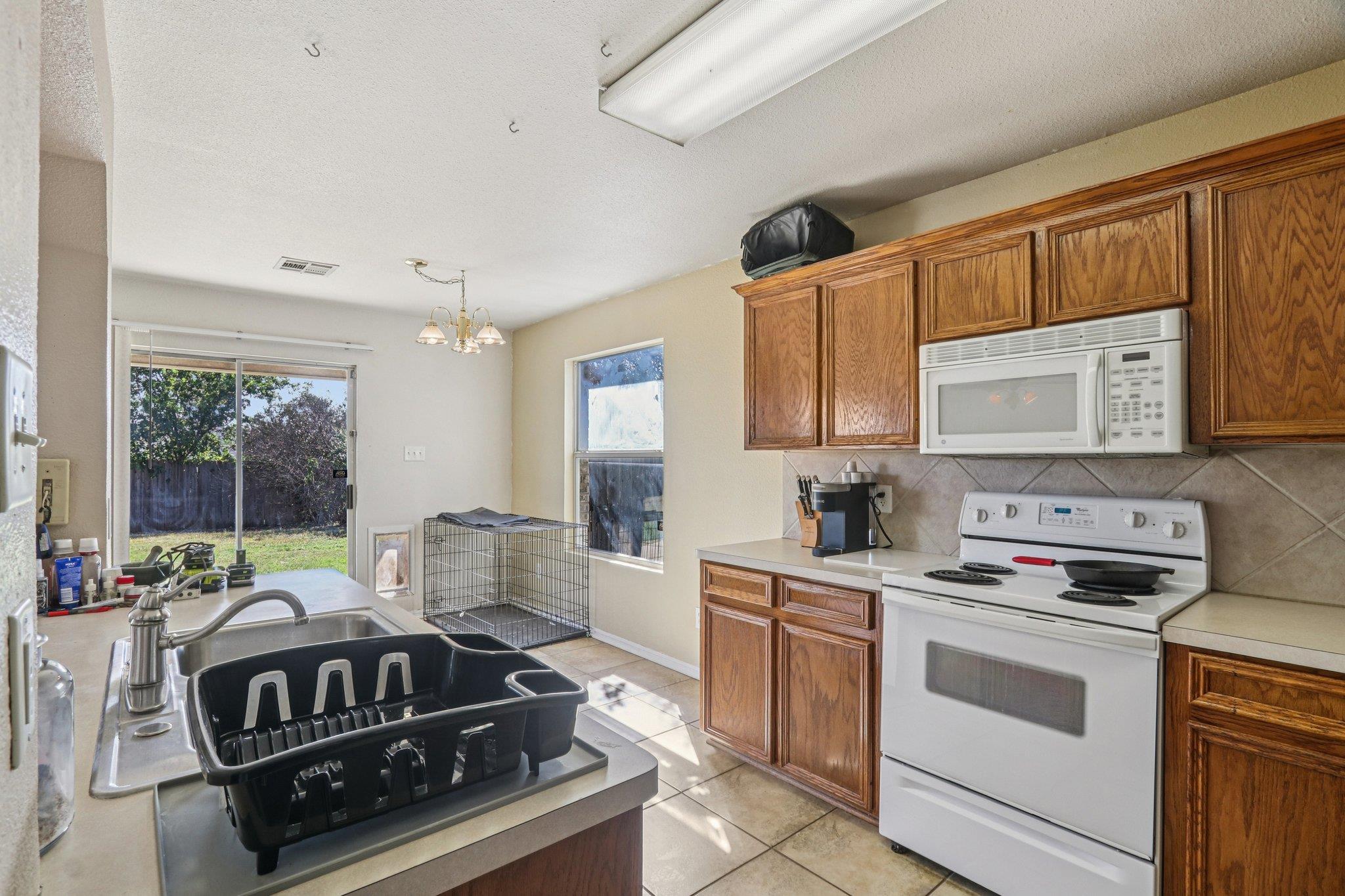 4302 Rainlily St, Killeen, TX 76542