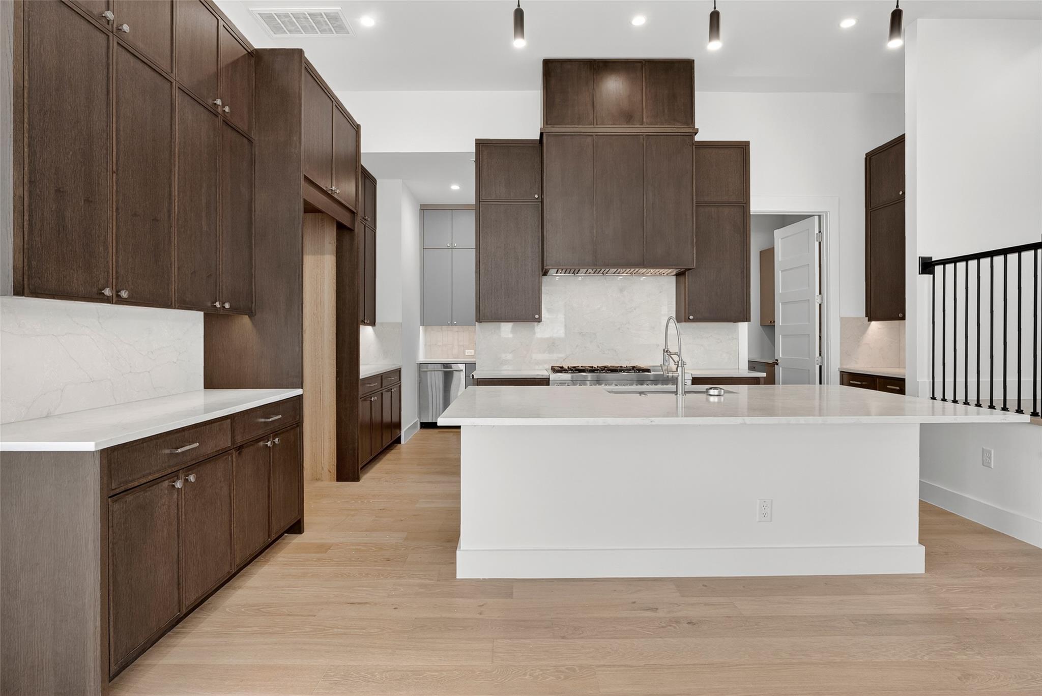 10105 Milky Way Dr, Austin, TX 78730