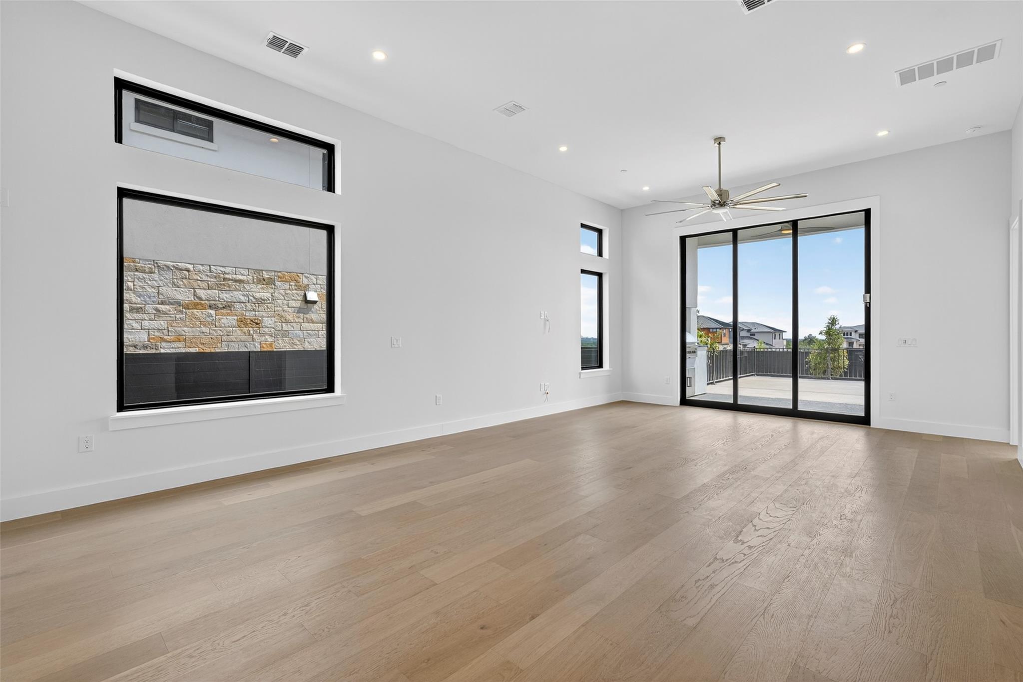 10105 Milky Way Dr, Austin, TX 78730