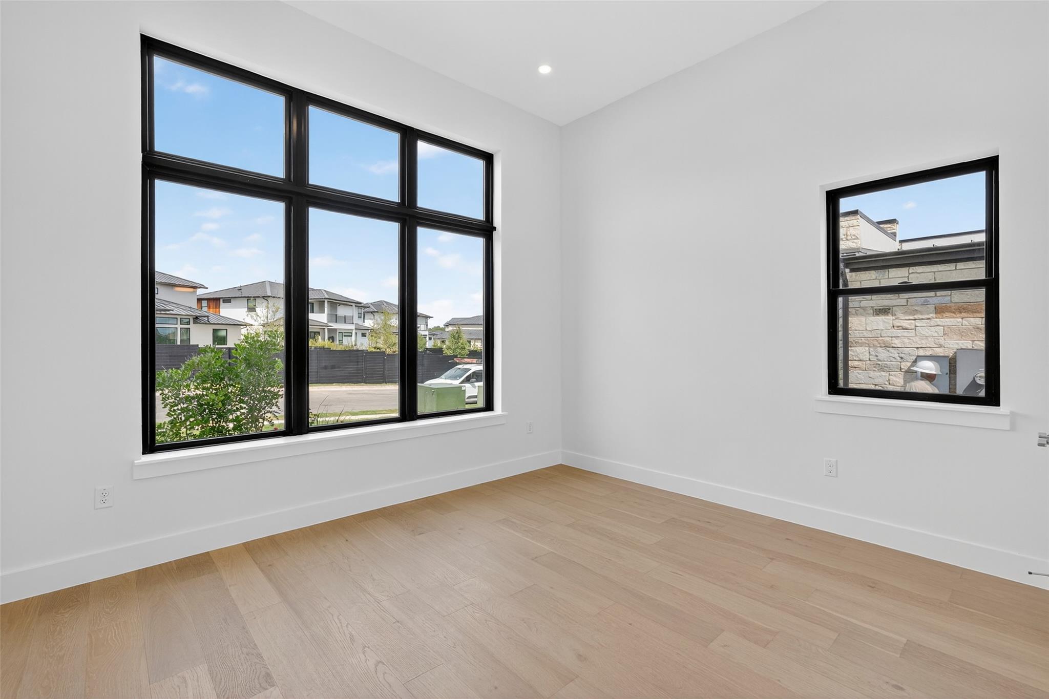 10105 Milky Way Dr, Austin, TX 78730