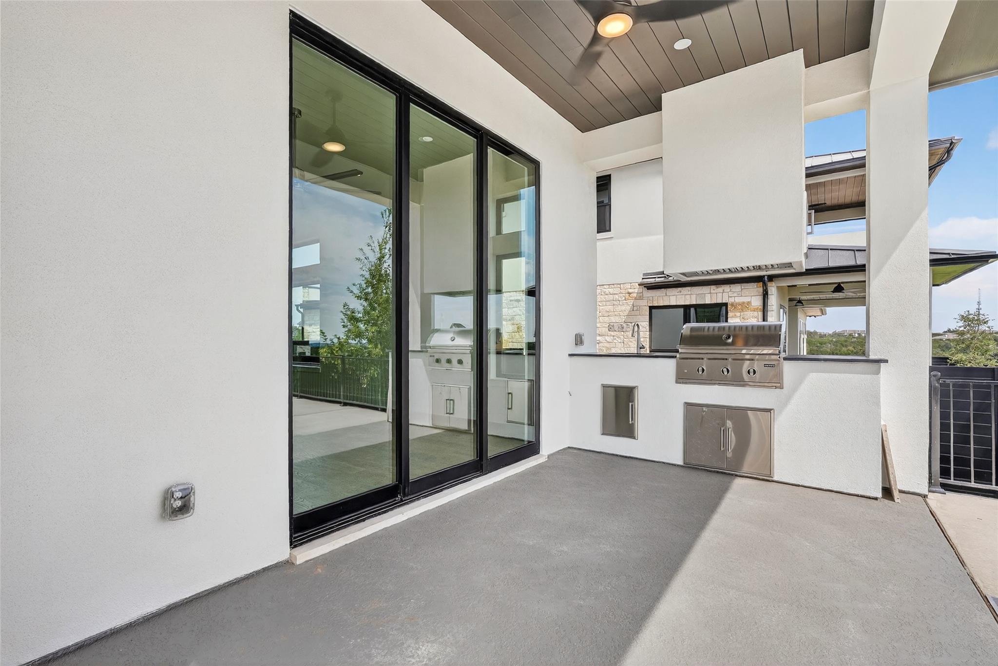 10105 Milky Way Dr, Austin, TX 78730