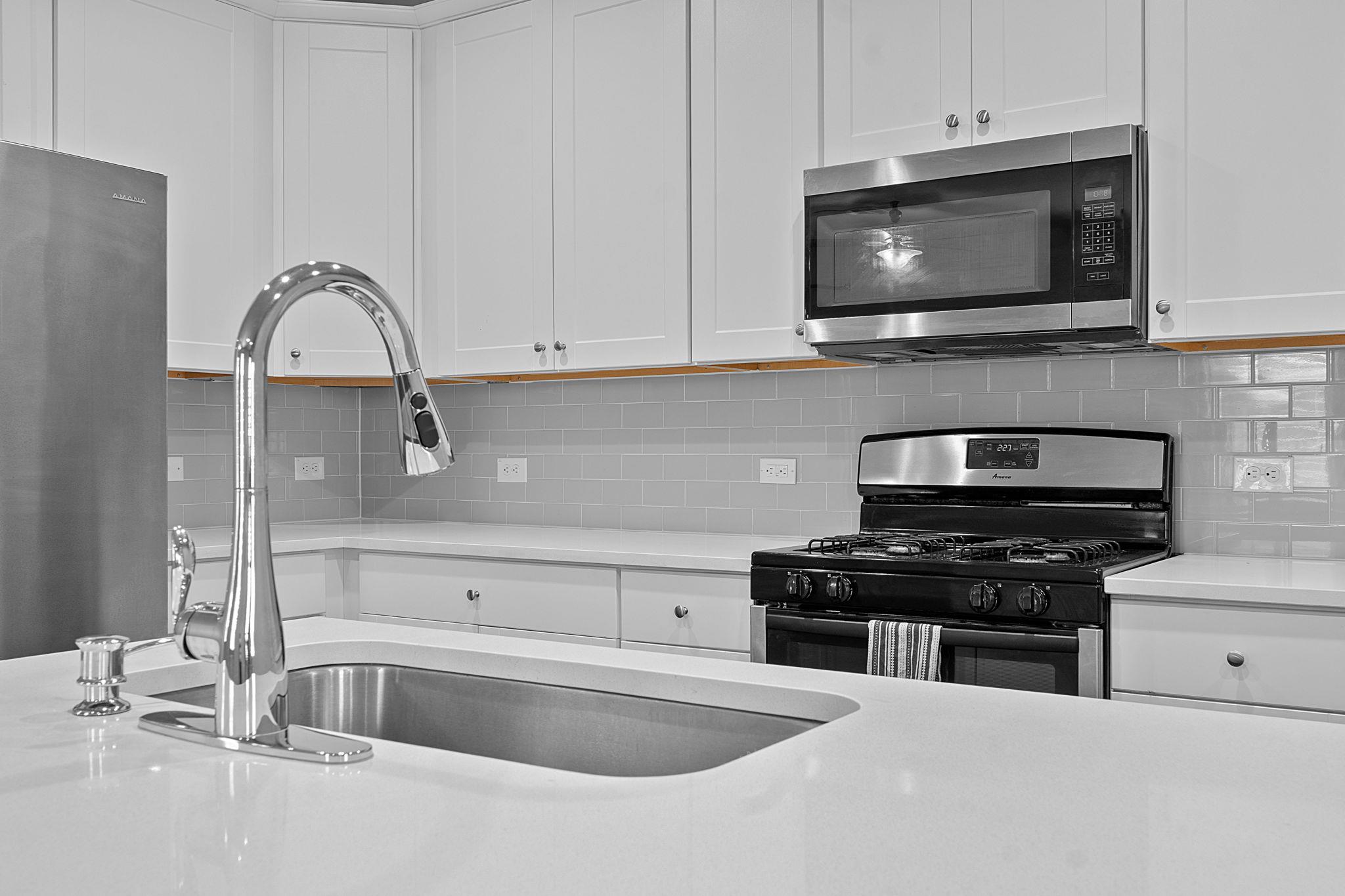 1704 W Broade St, Leander, TX 78641