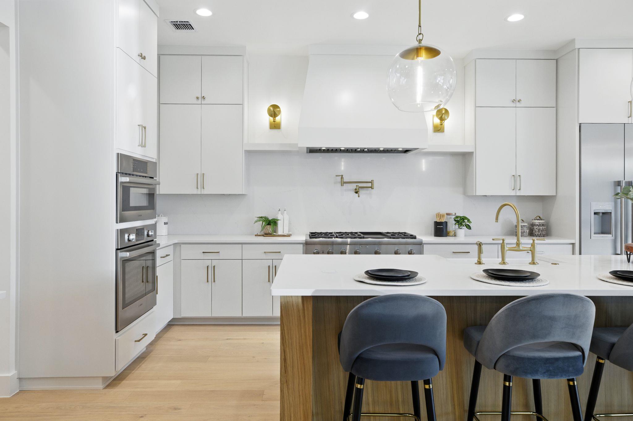 7009 Daugherty, Austin, TX 78757