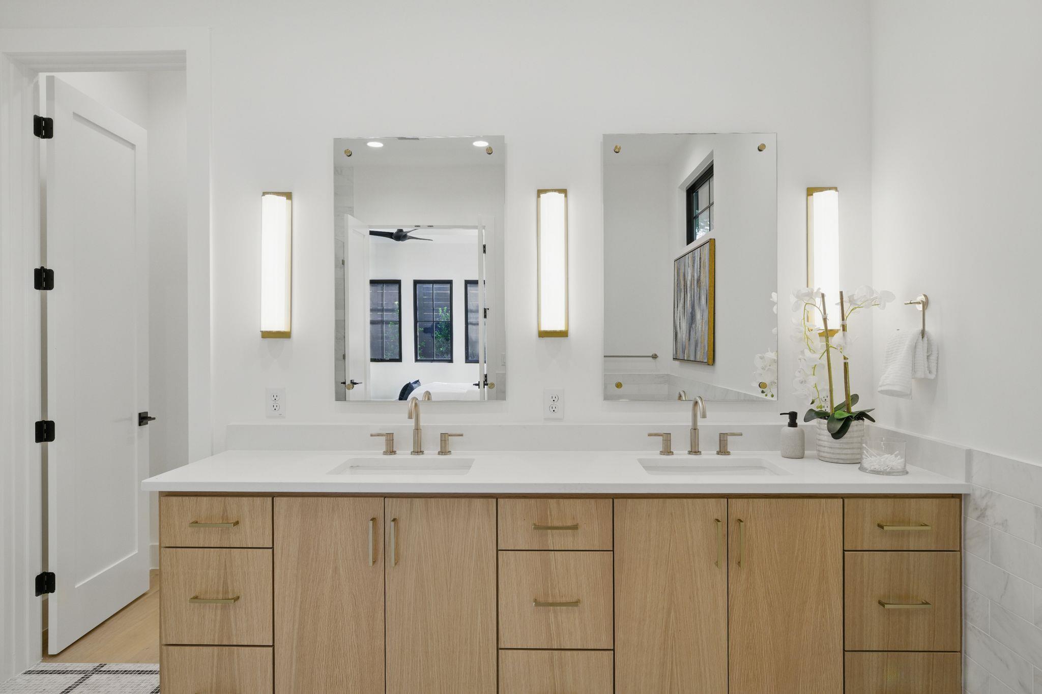 7009 Daugherty, Austin, TX 78757