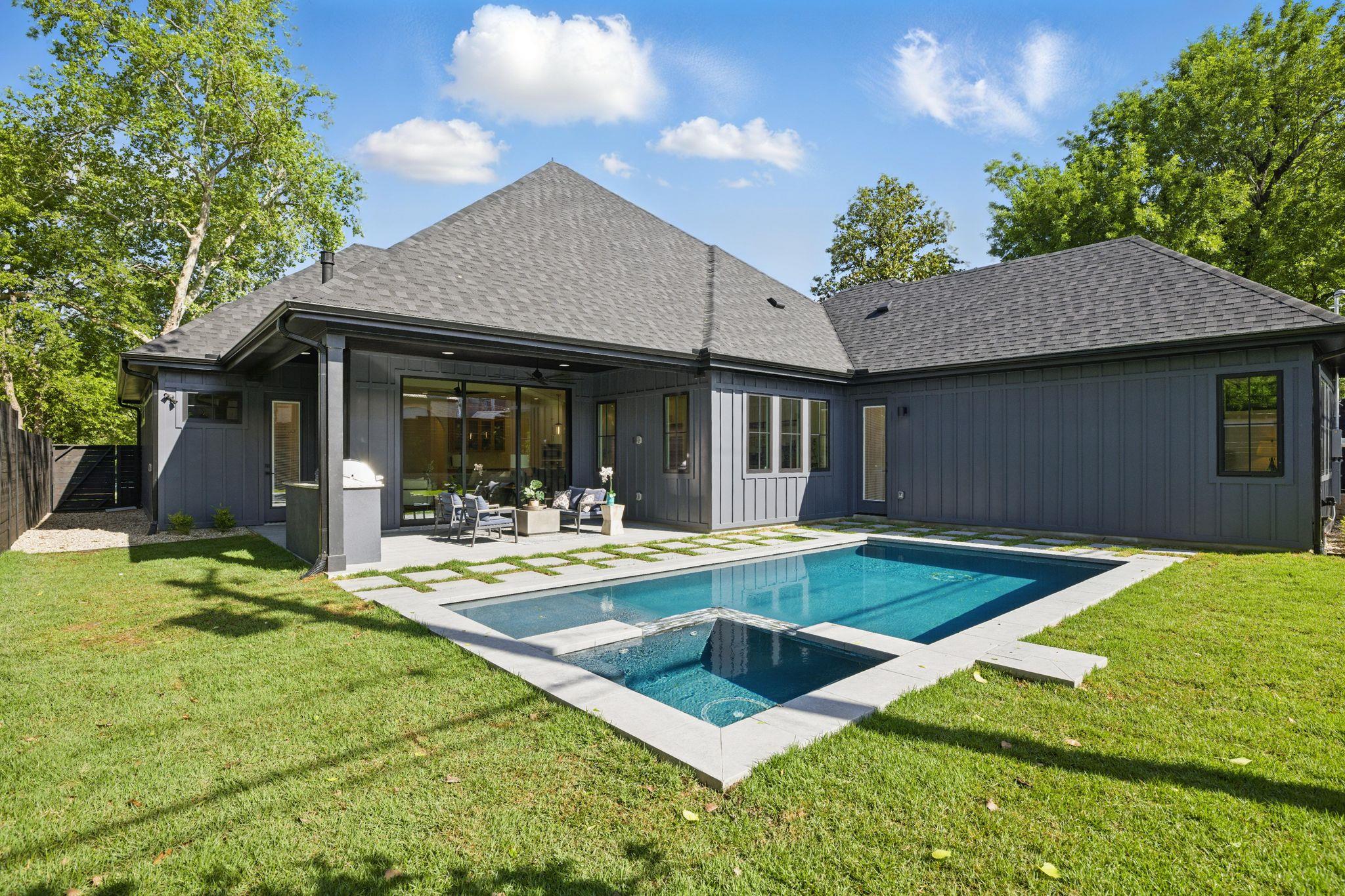 7009 Daugherty, Austin, TX 78757