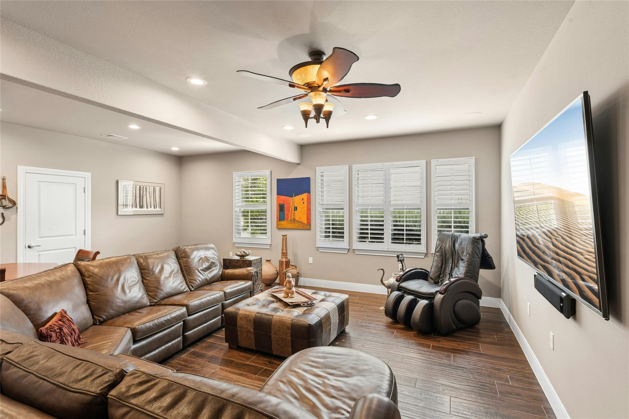 215 Goose Island Dr, Georgetown, TX 78633