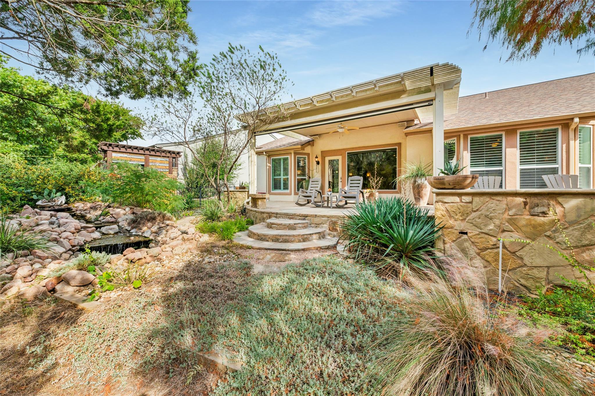 215 Goose Island Dr, Georgetown, TX 78633