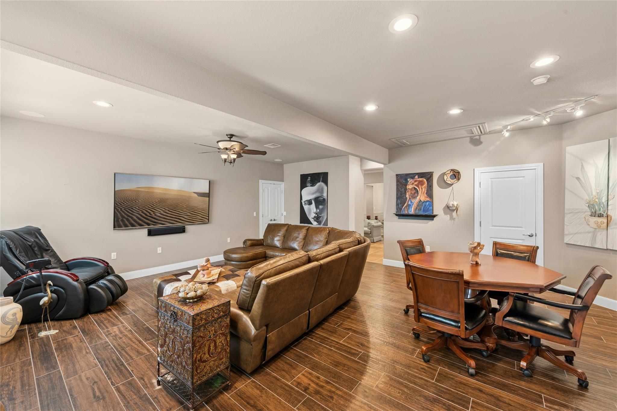 215 Goose Island Dr, Georgetown, TX 78633