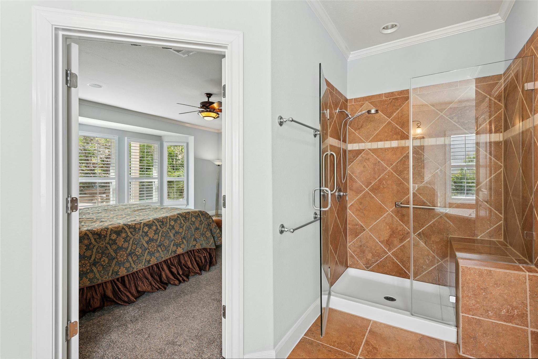 215 Goose Island Dr, Georgetown, TX 78633