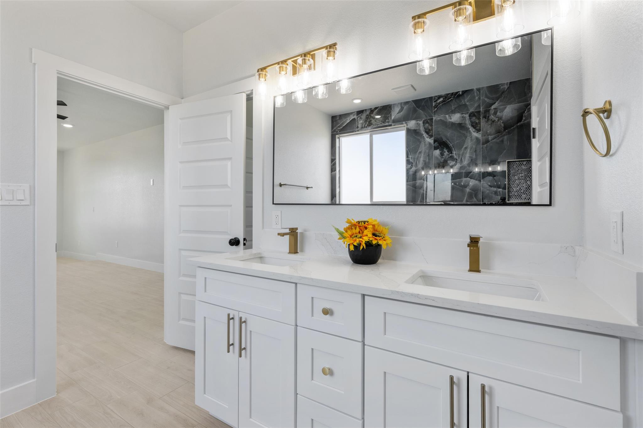 269 Brenham St, McDade, TX 78650