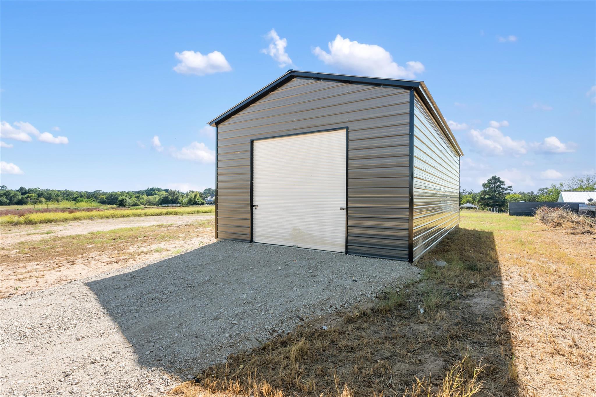 269 Brenham St, McDade, TX 78650