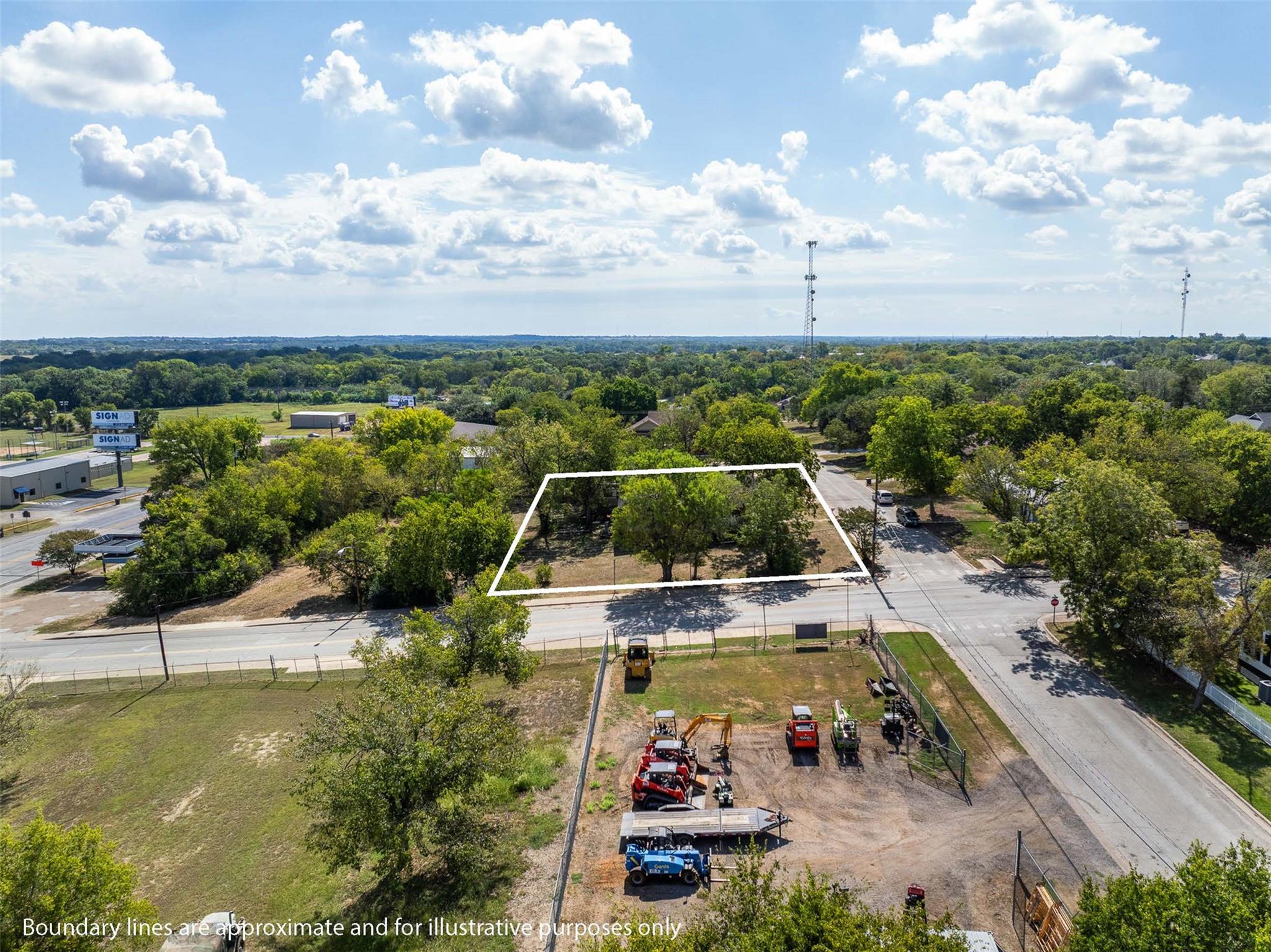 201 S Porter Street, Caldwell, TX 77836