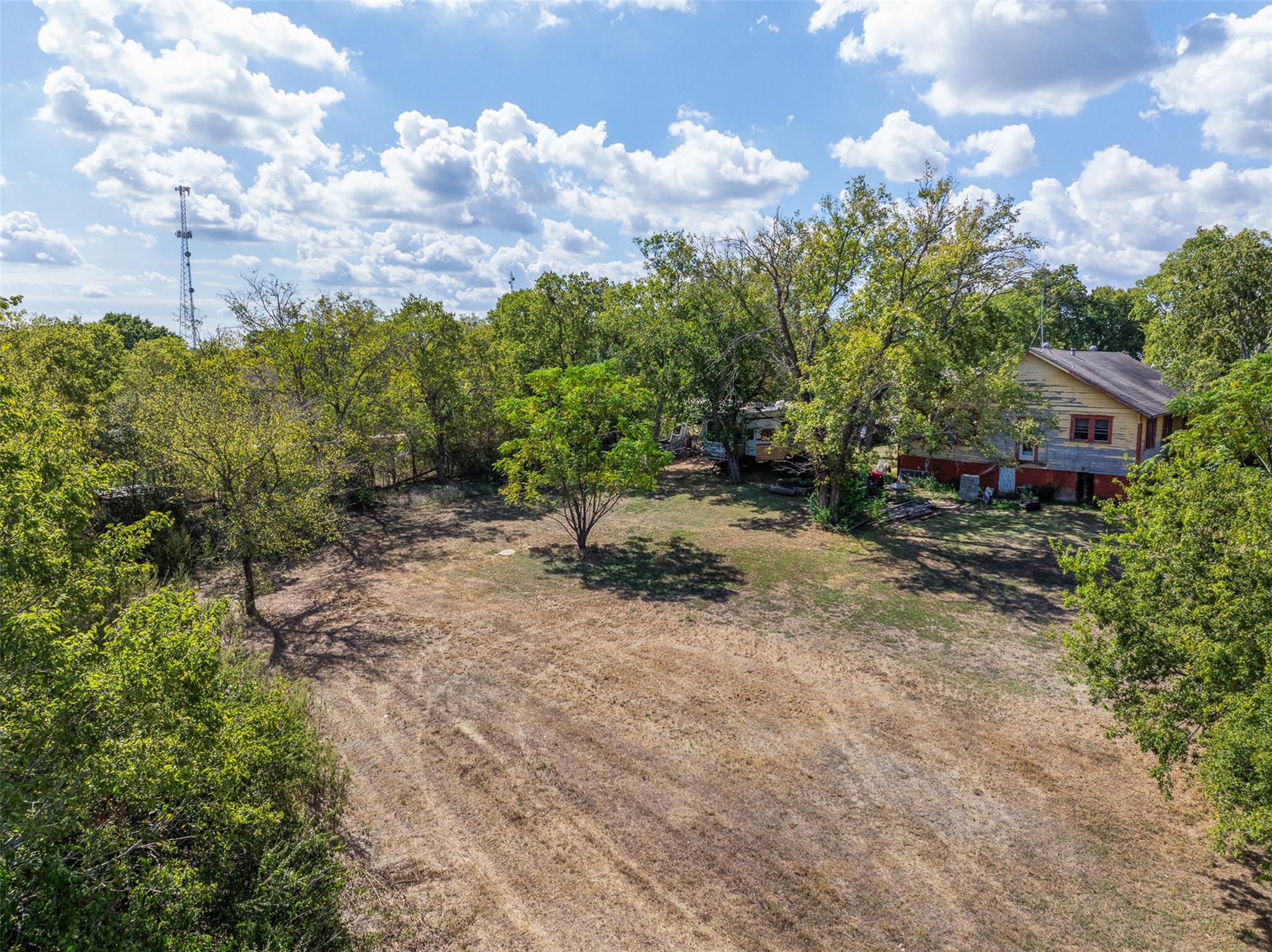 201 S Porter Street, Caldwell, TX 77836