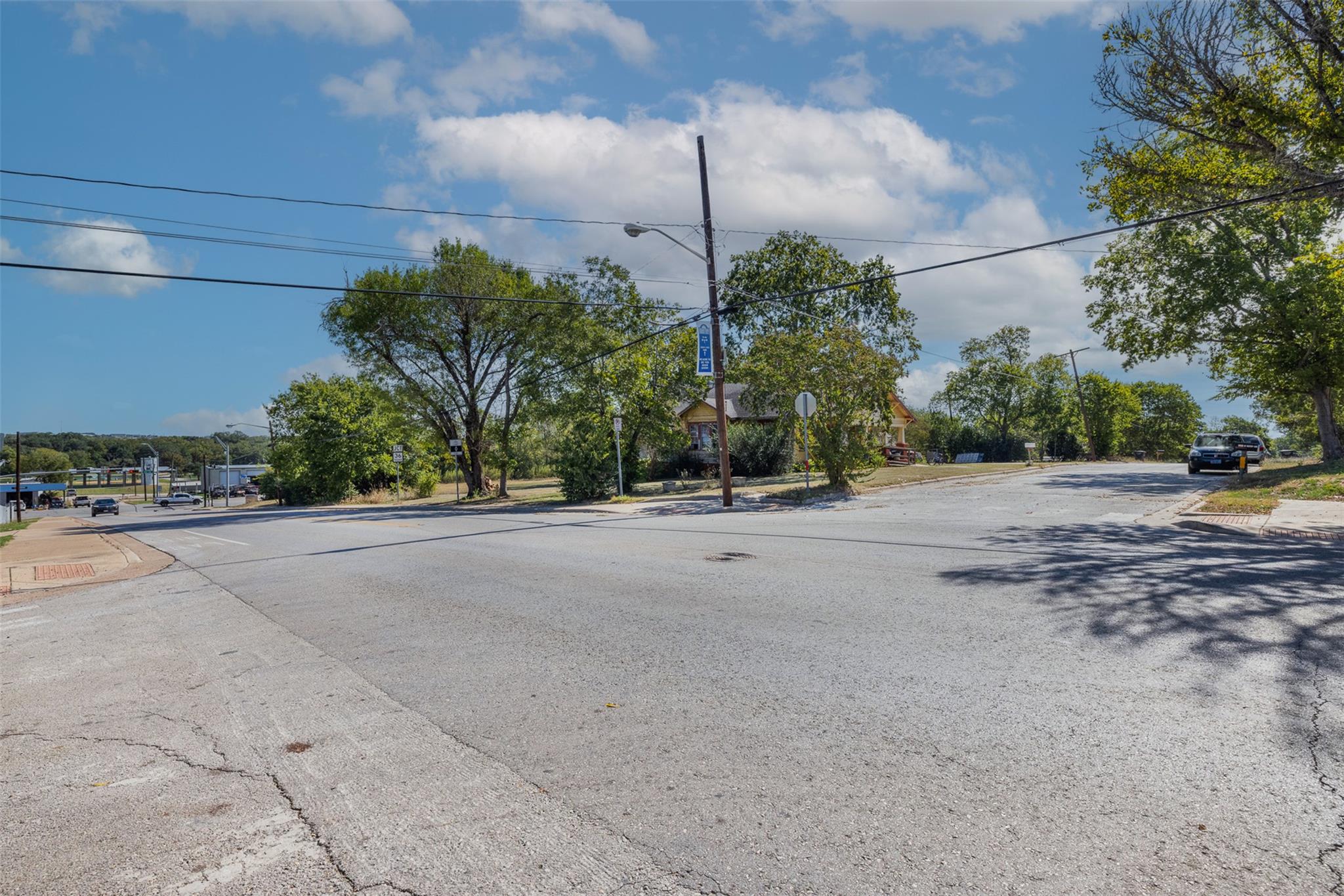 201 S Porter Street, Caldwell, TX 77836