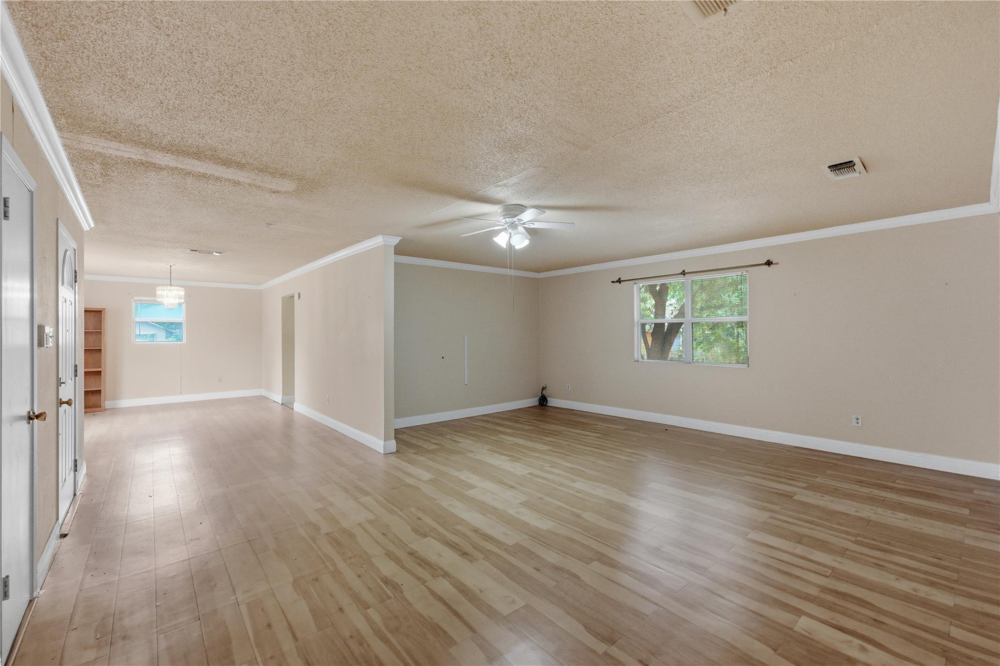 207 W 17th St, Georgetown, TX 78626