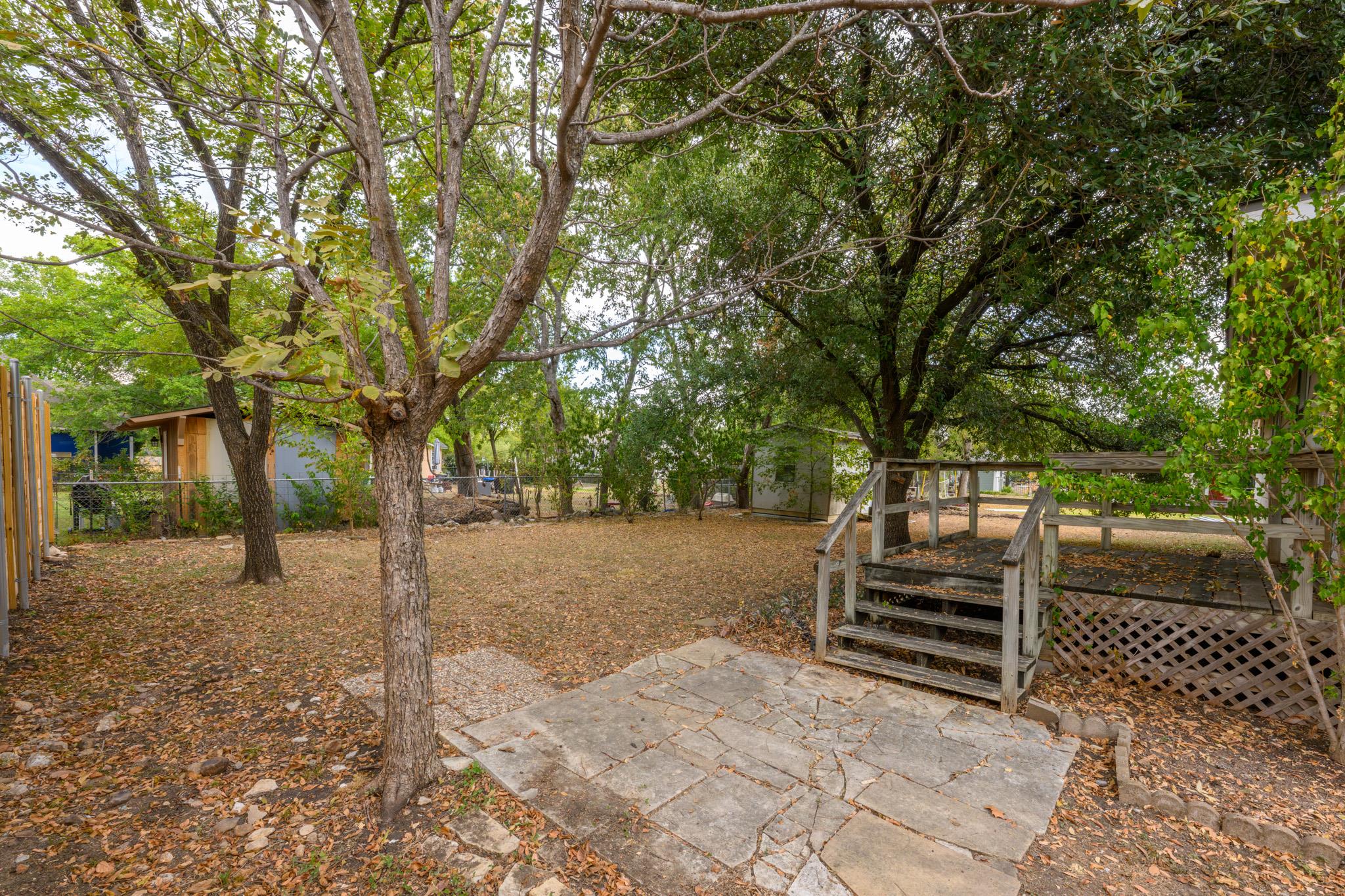 207 W 17th St, Georgetown, TX 78626