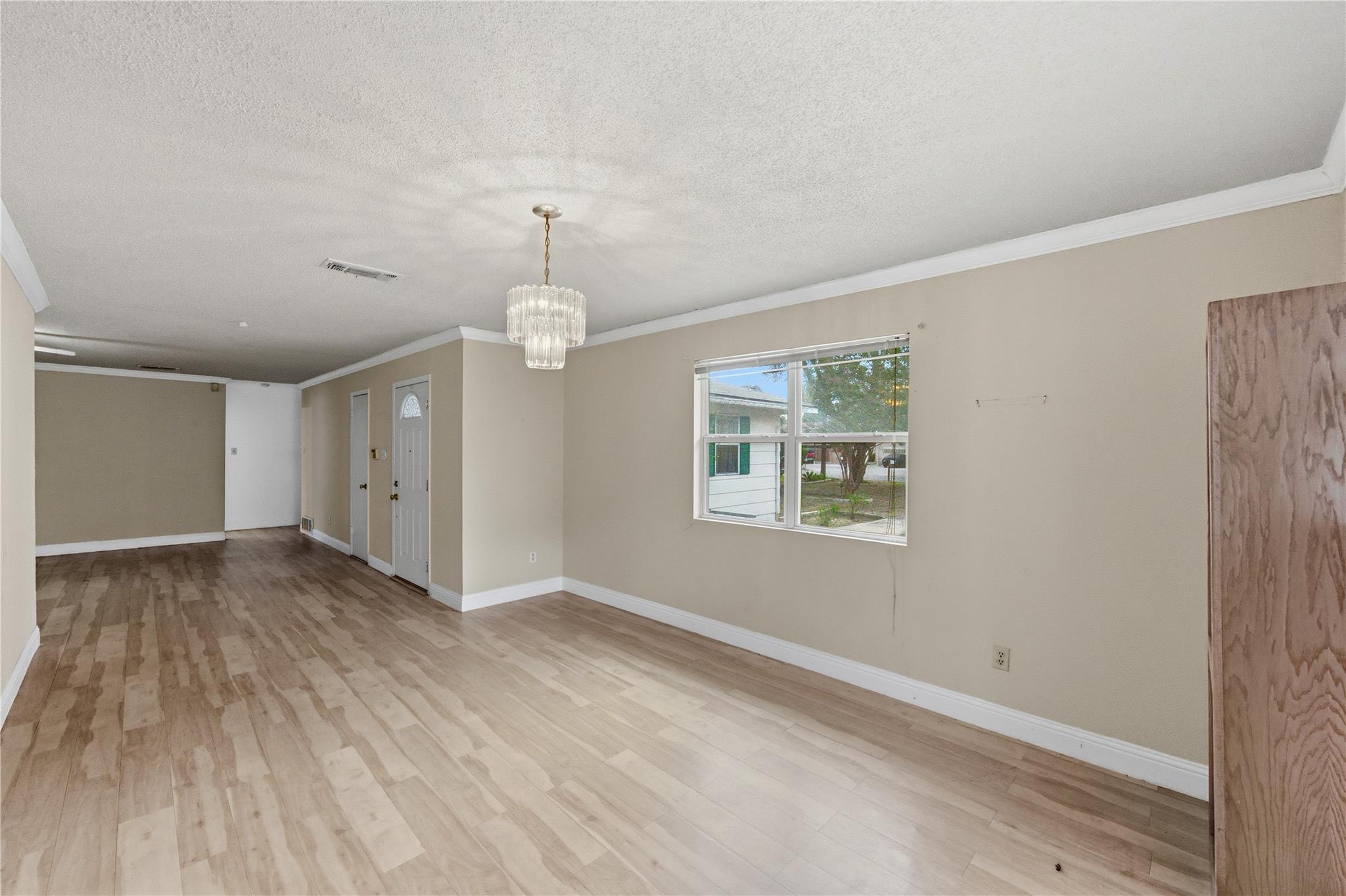 207 W 17th St, Georgetown, TX 78626