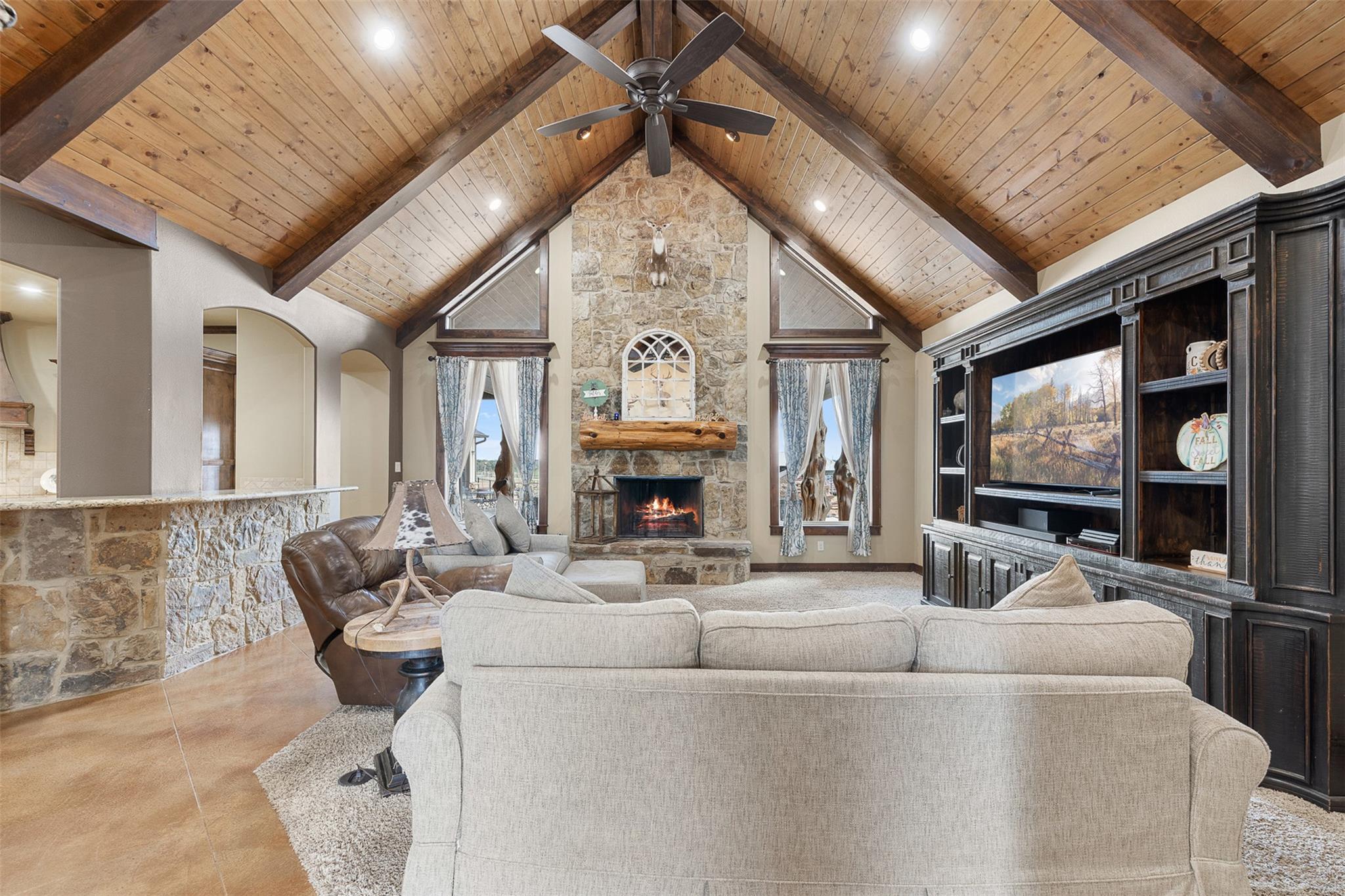 2543 FM 975, Caldwell, TX 77836