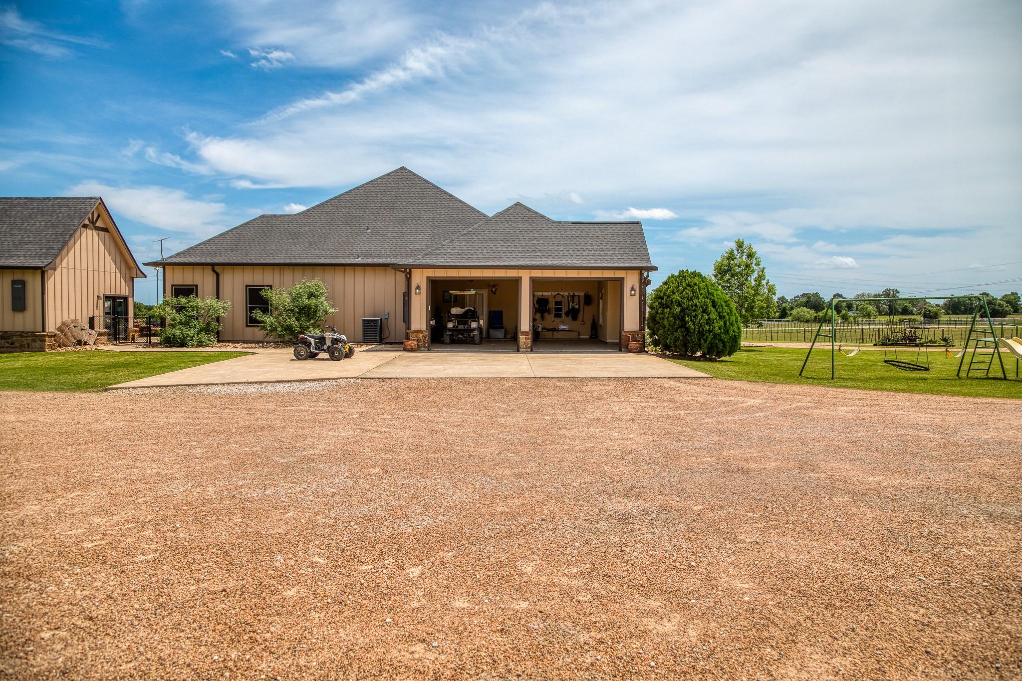 2543 FM 975, Caldwell, TX 77836