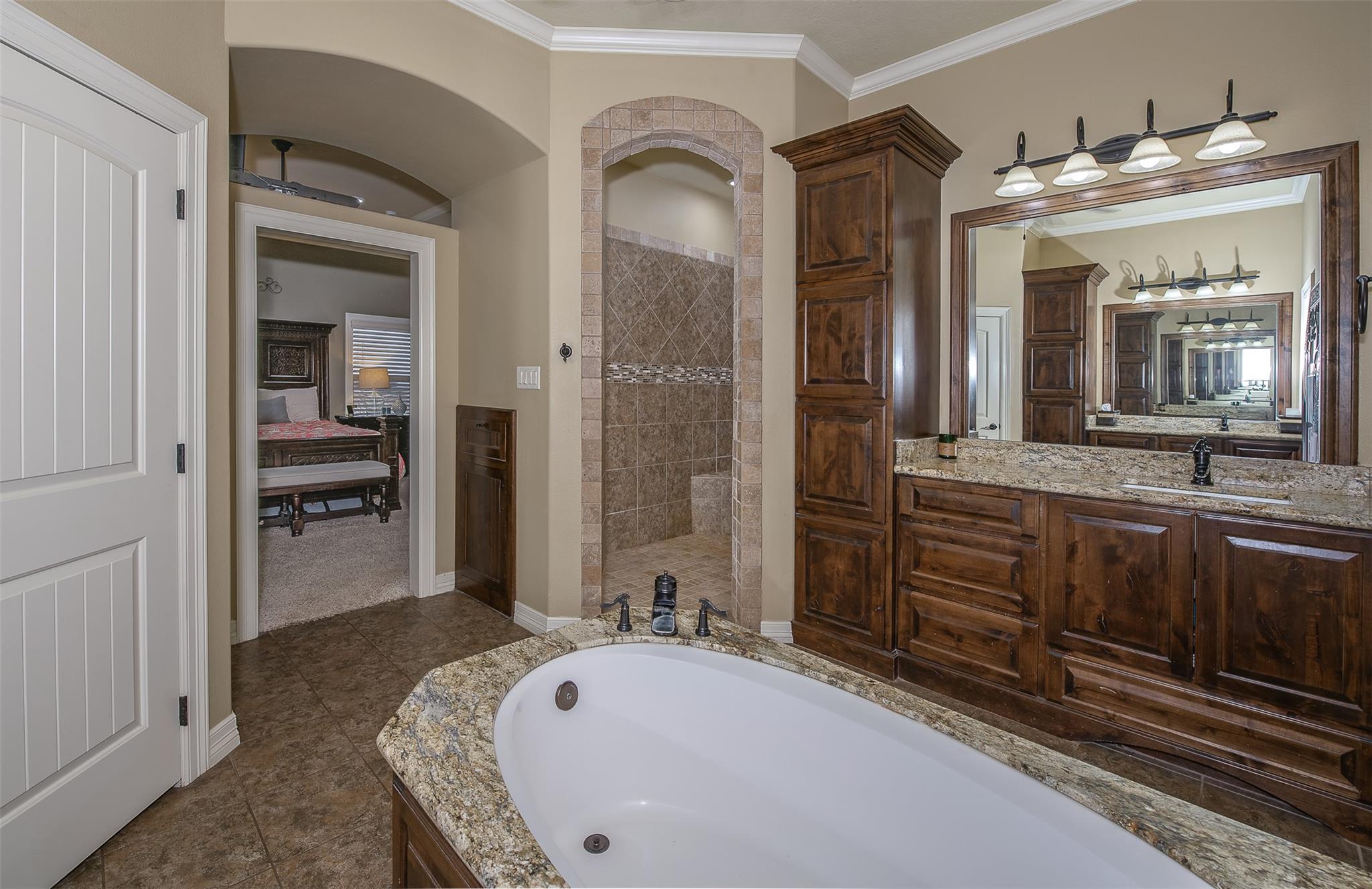 2543 FM 975, Caldwell, TX 77836