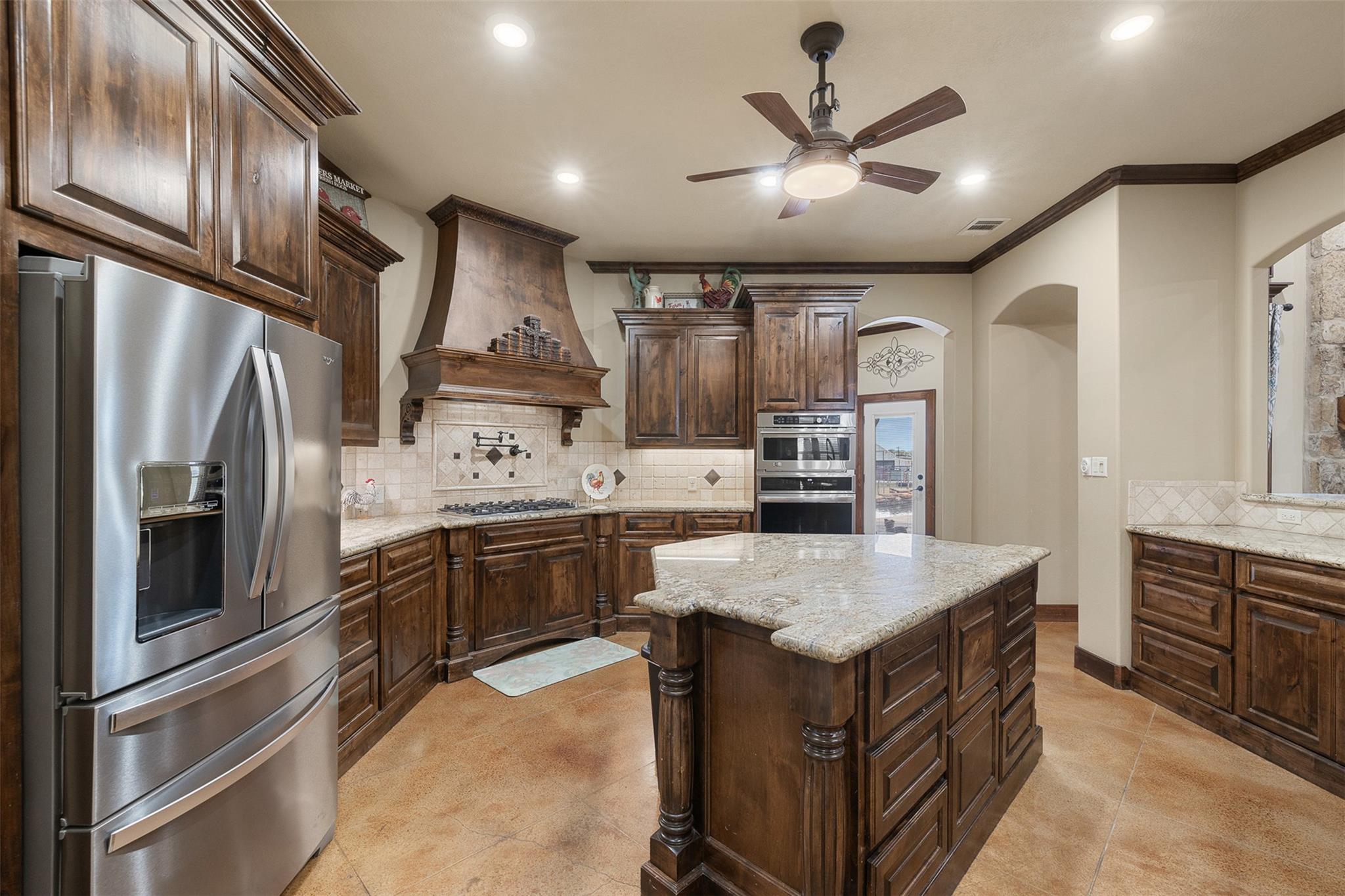 2543 FM 975, Caldwell, TX 77836