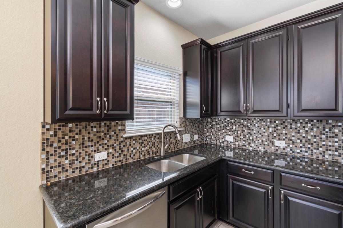 105 Checkerspot Ct, Georgetown, TX 78626